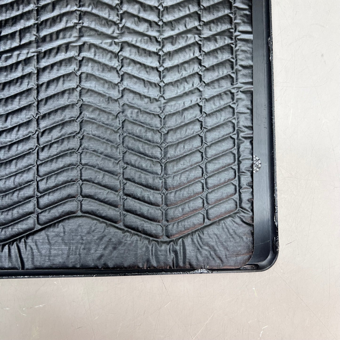 IMPACT (6 PACK) Urinal Mat Fresh Scent 17.5” W x 20.5” H Black 1525-5