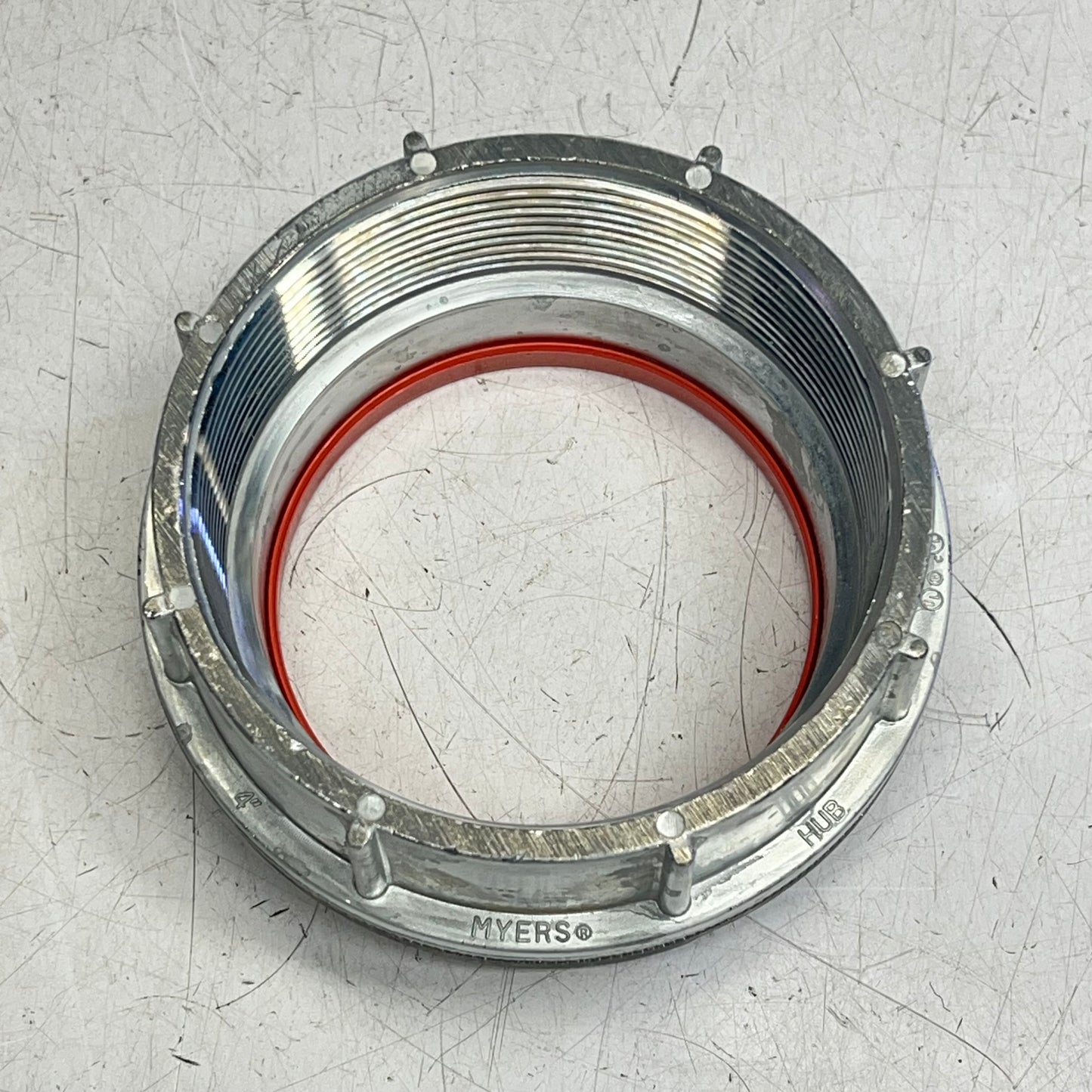 EATON Safety Switch Hub Use w/ Nema 3r 400 A & Above 4" Silver DS400MH