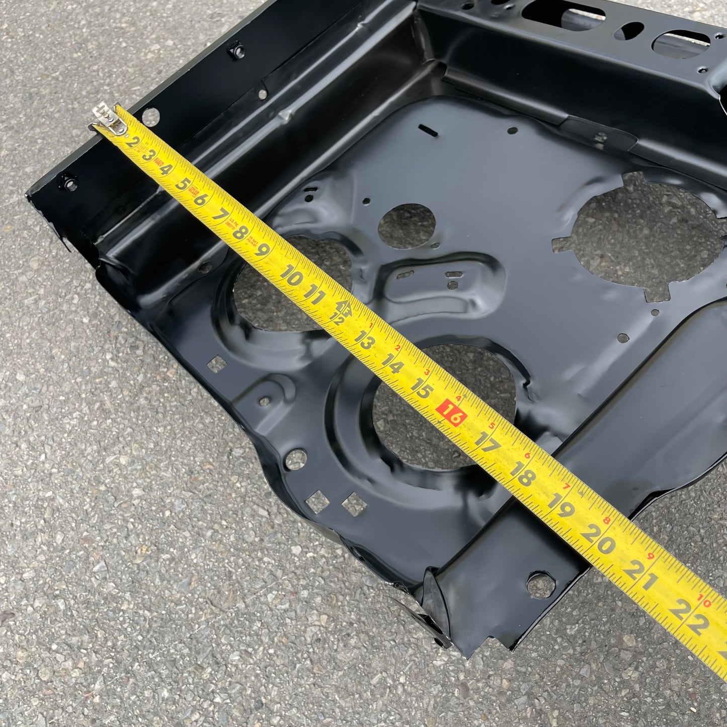 ZA@ LMC TRUCK Radiator Support Panel for Chevrolet Truck 1981-1986, Black CV9100090-0000 (AS-IS)