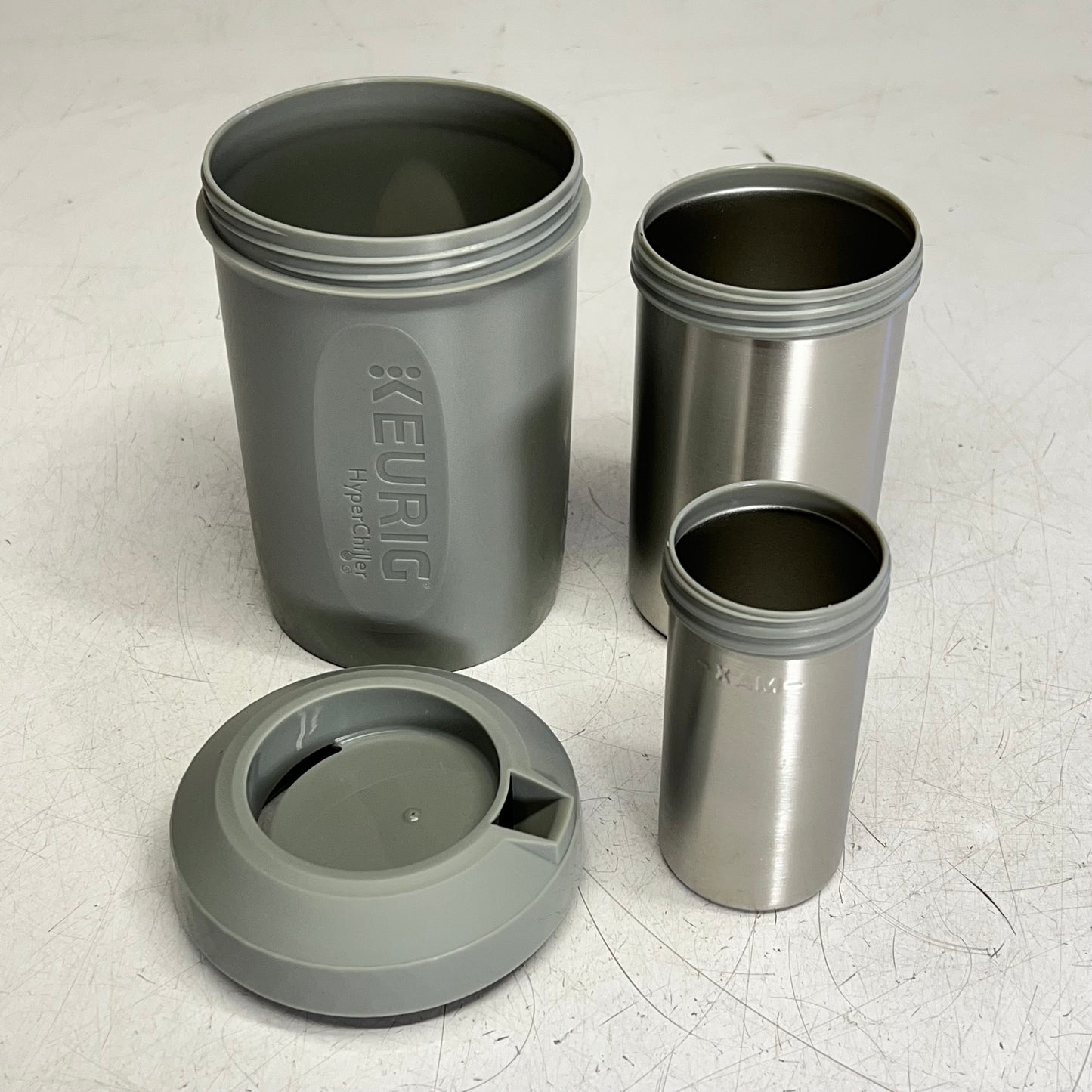 KEURIG Hyper Chiller Beverage Cooler Makes Iced Coffee Instantly 12.5 oz Grey