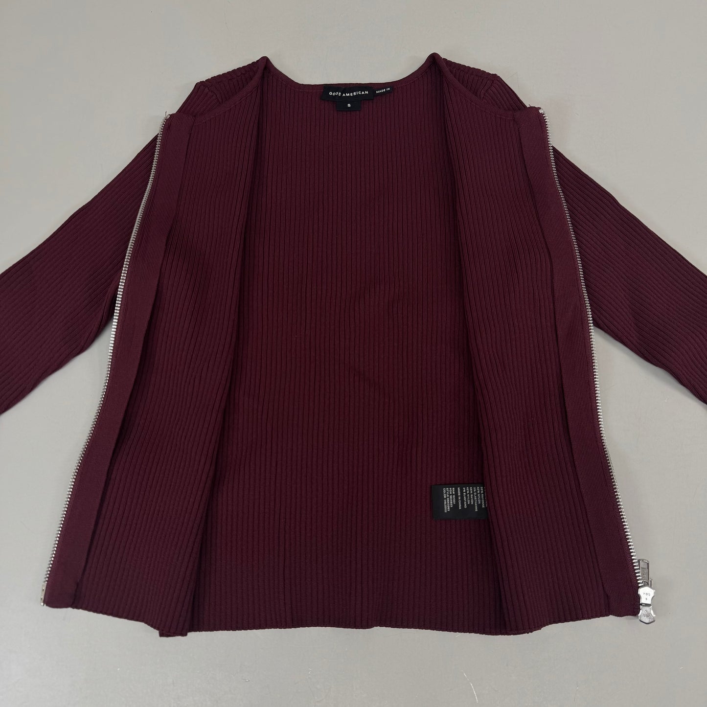 GOOD AMERICAN Shine Zipped Rib V-Neck Cardigan Women's Sz Small OXBLOOD002 GSK0263