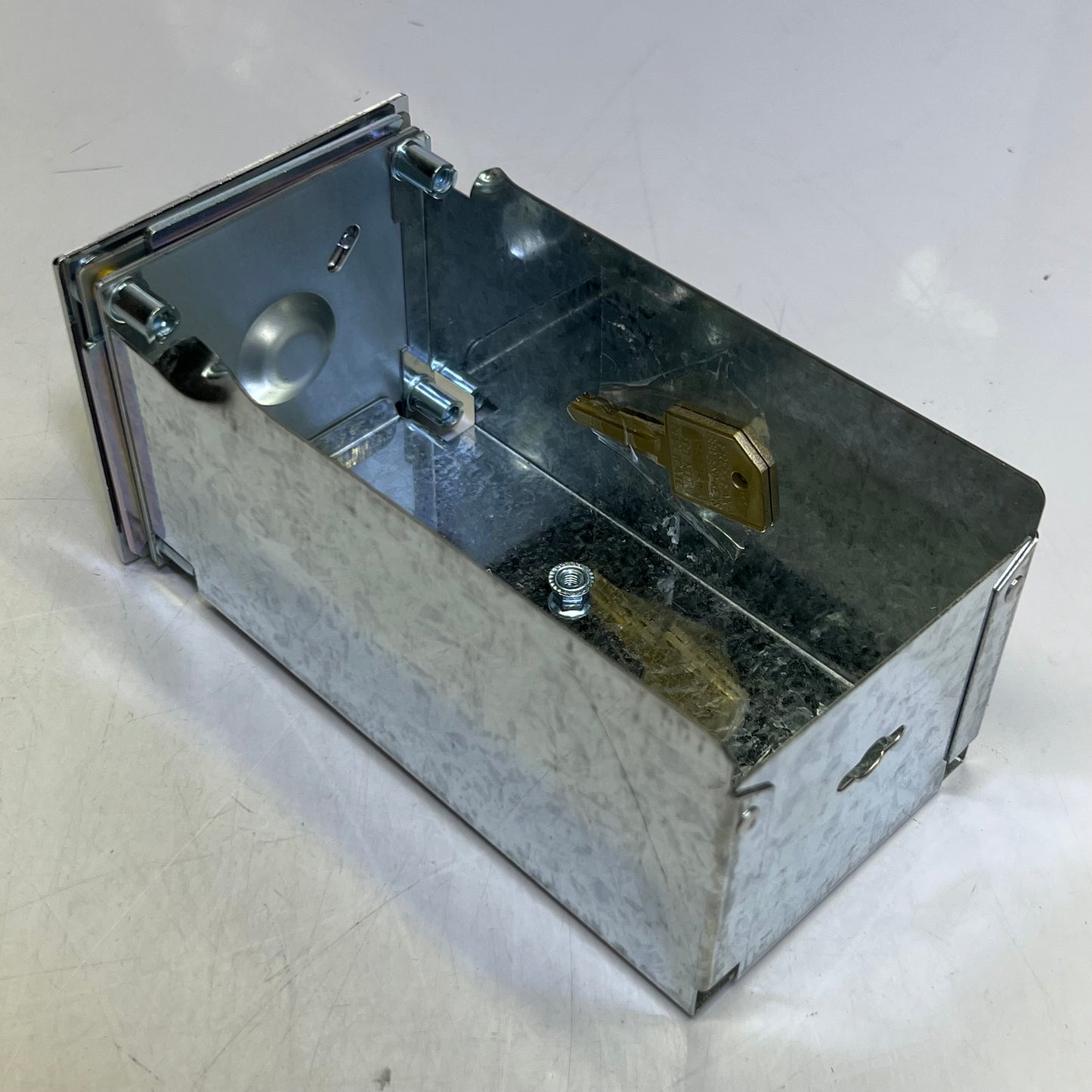 LAUNDTYLUX Front Load Washer Accessories Kit 865WHLFP817AL