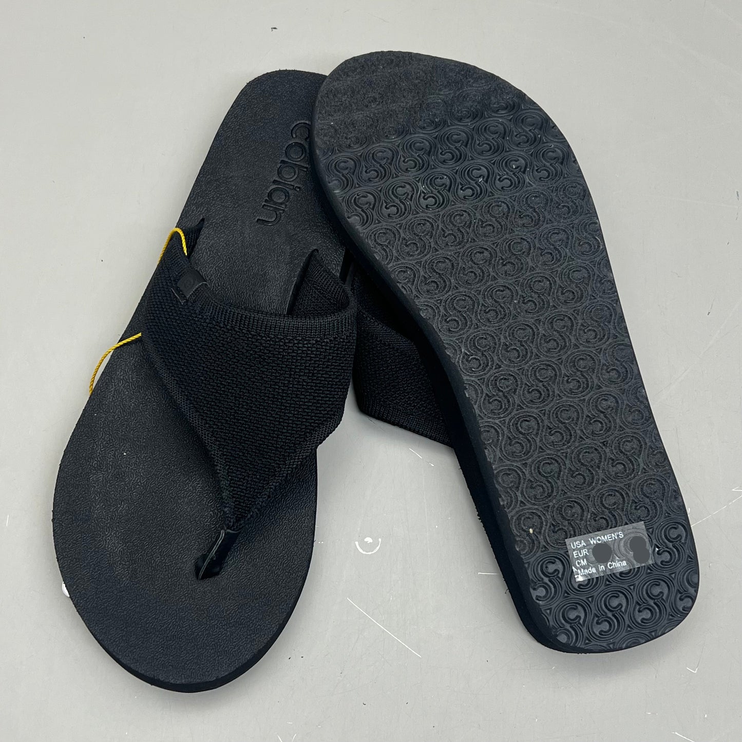 COBIAN Bermuda Bounce Sporty Style EVA Outsole Women's Sz 9, EU 39.5 Black BEB24-001-09