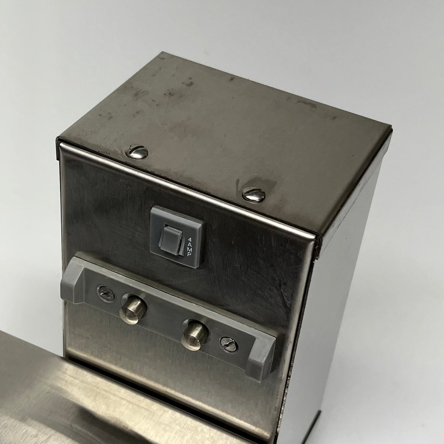 BUNN SS Soft Heat Single Server Docking Infusion Series 120V Silver S27825.0017