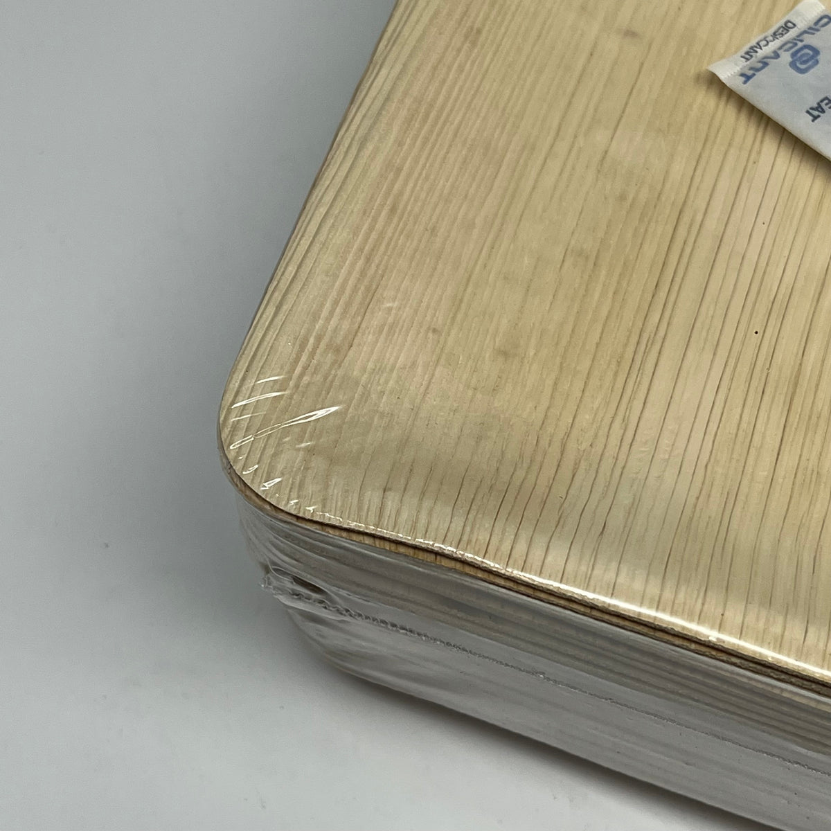 CHEFS WAREHOUSE (100 PACK) All Natural Palm Plate Highly Durable 8" RWB0323N