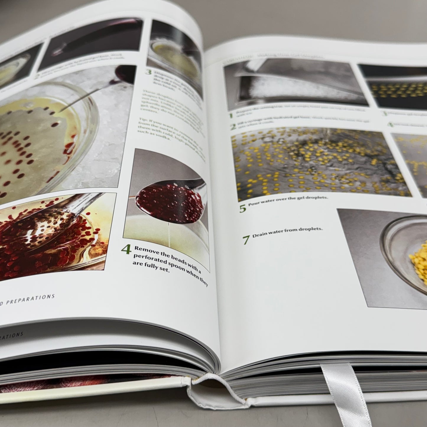 THE COOKING LAB Modernist Cuisine: the Art & Science of Cooking Nathan Myhrvoid Stainless Steel Slipcase