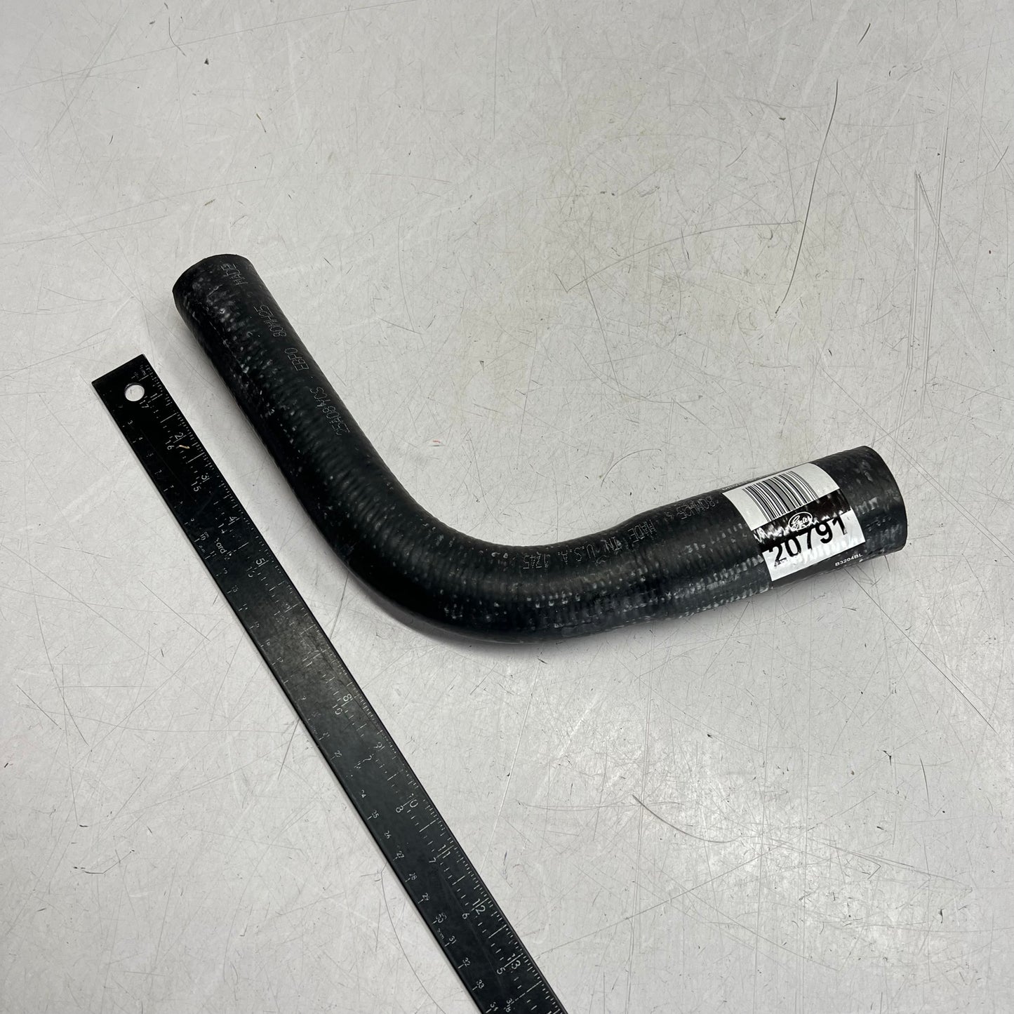 GATES Coolant Hose for Buick, Ford, Mazda & More 14-3/16" L Black 20791