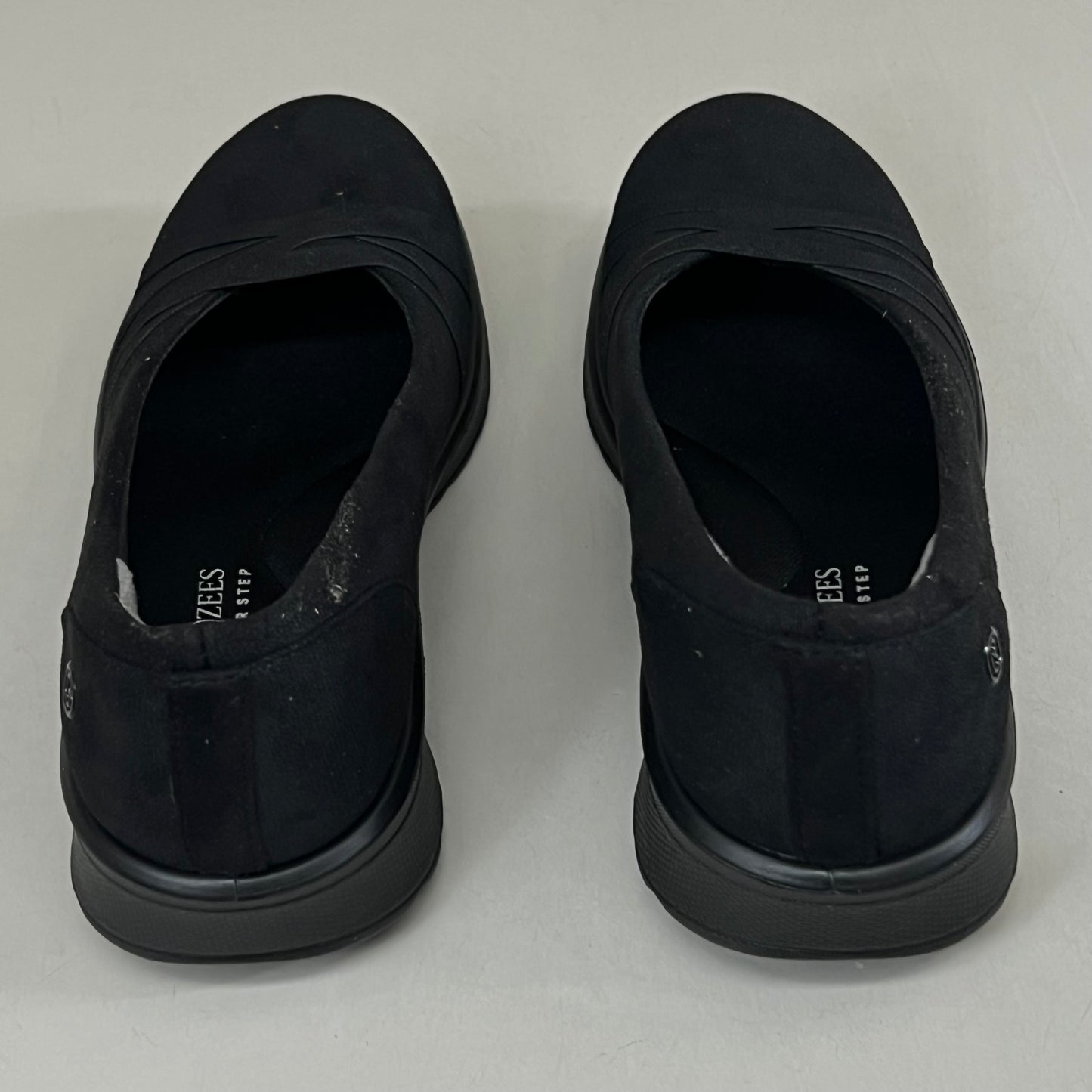 LIFESTRIDE Bzees Air Step Ballet Shoes Goody Women's 6 medium Black