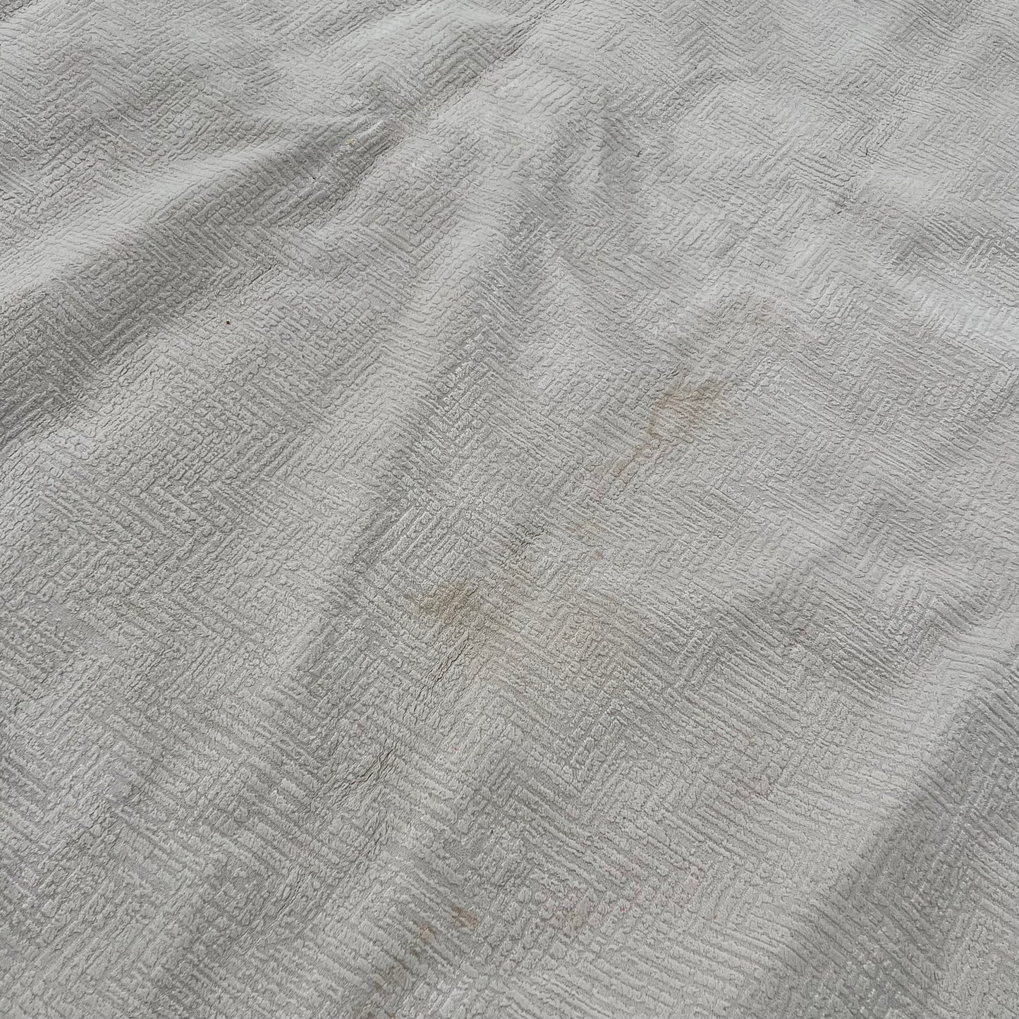 ZA@ NOURISON & HOME  Arctic Area Rug Low Pile 7' x 9' Ivory 1811816 (Return)