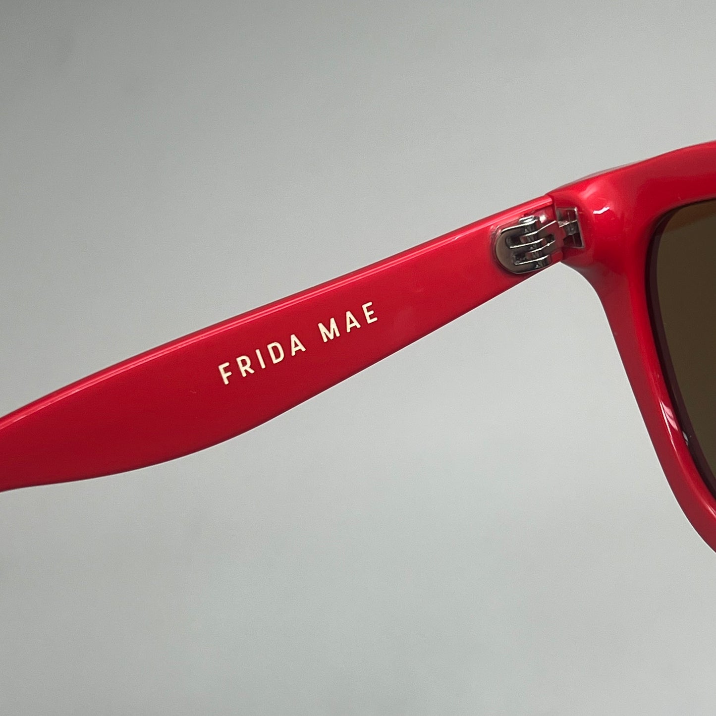 FRIDA MAE CHEEK Acetate Square Polarized Lens Sunglasses Red SUN-SQUARE-RED