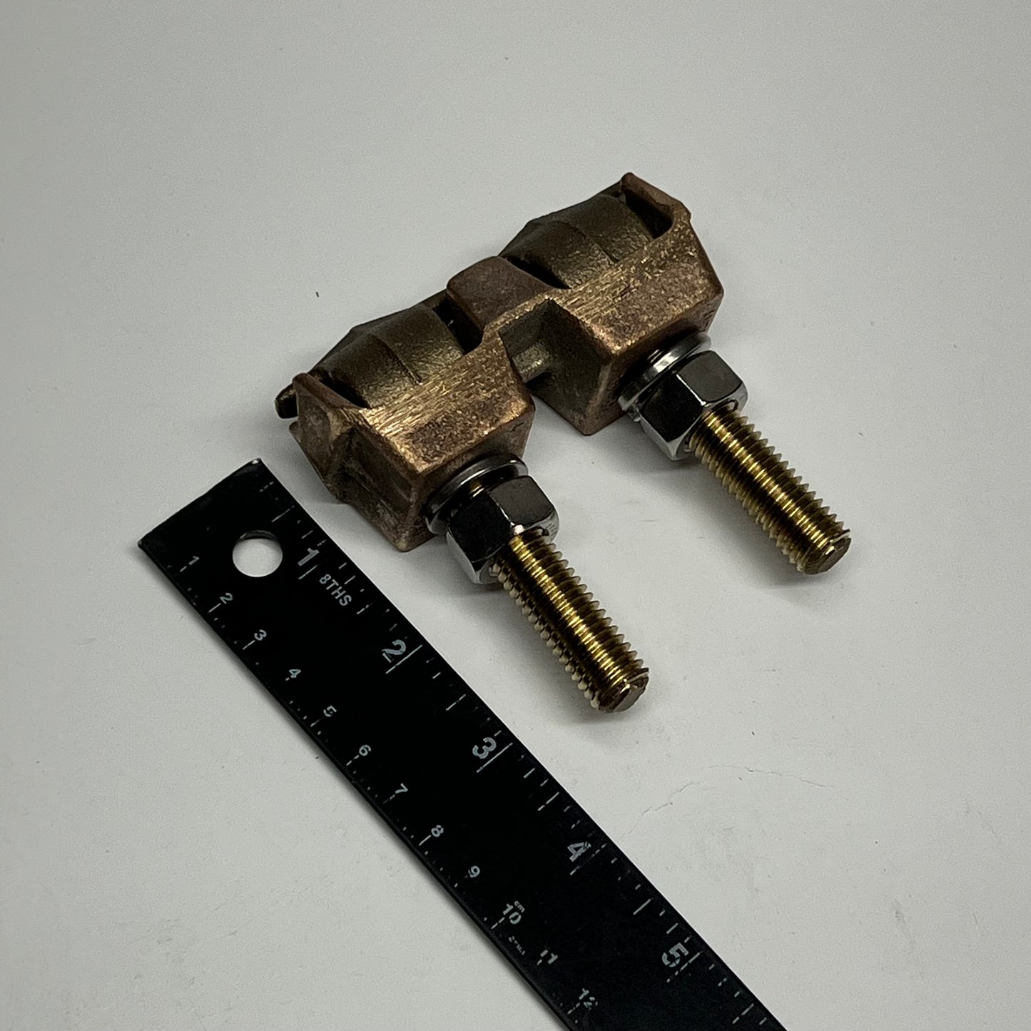 HUBBELL Bolted Tap Lug Terminal for Copper Cables Bronze X3705-001