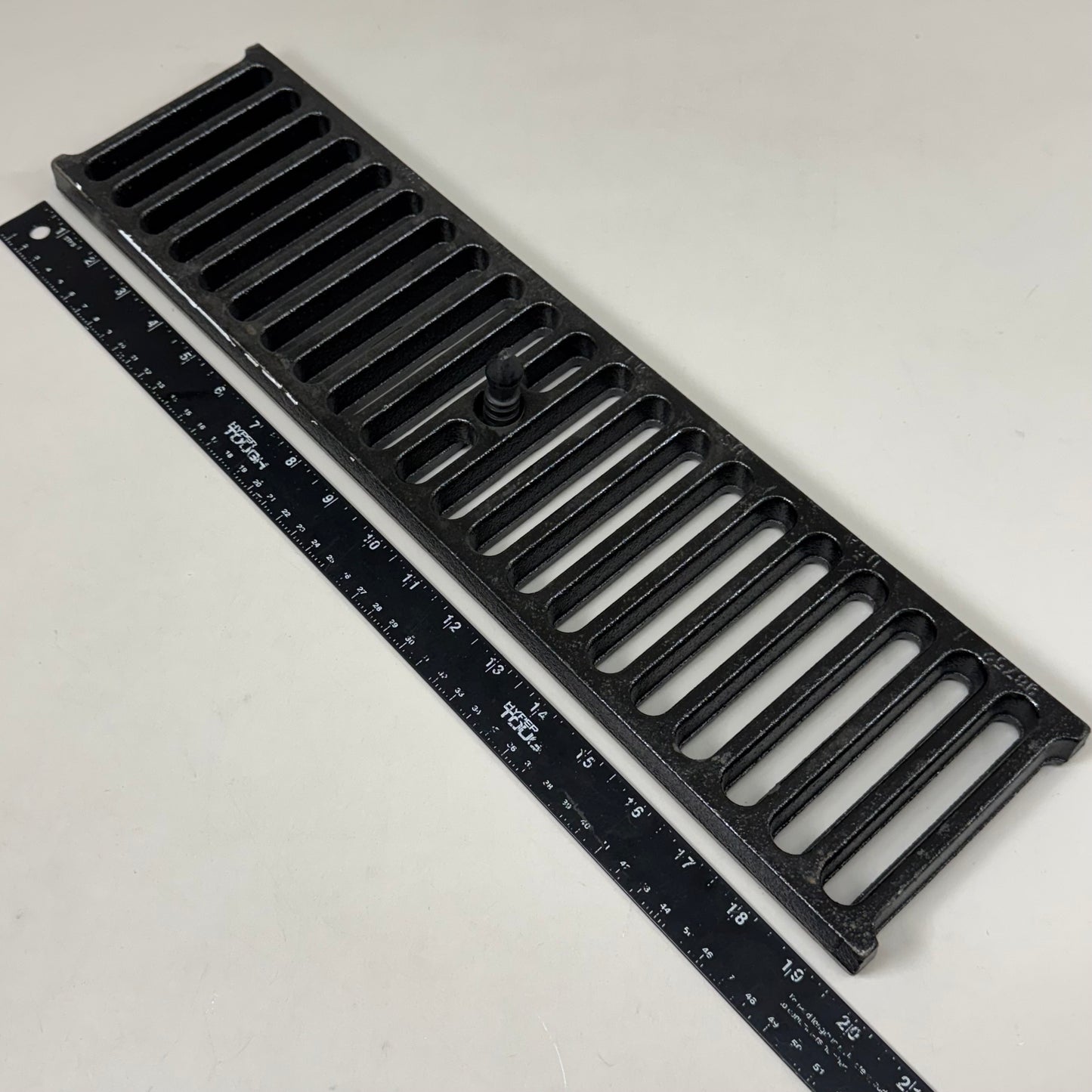 ZA@ UNBRANDED Slotted Drop-In Cast Iron Floor Drain Grate Rectangle 20" L Black