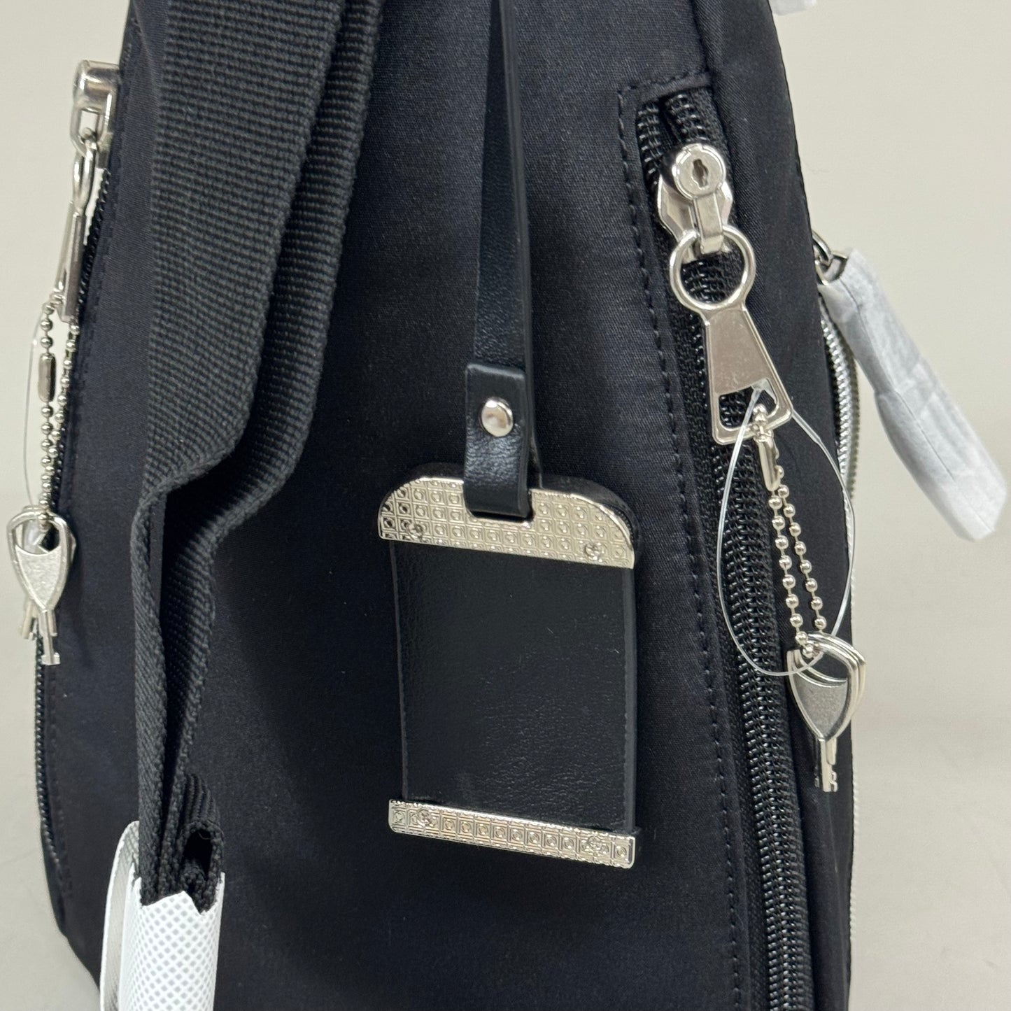 BULLDOG CASES Sling Bag W/ Gun Holster 14"x7"x5" Black