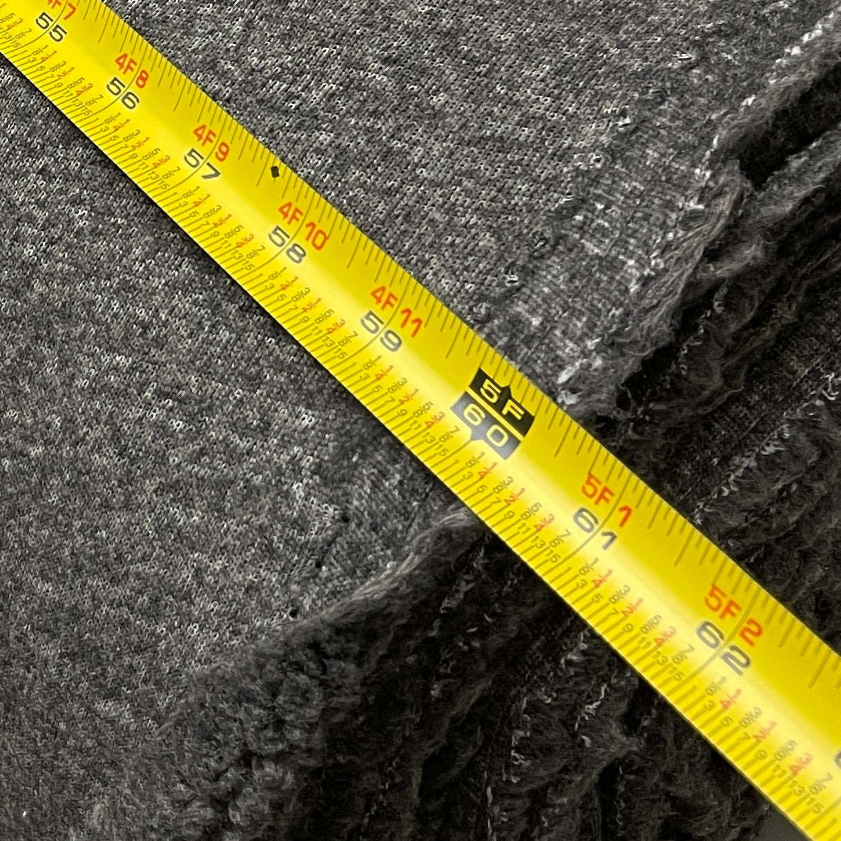 Z@ 25 YARDS of FLEECE! YAW LIAMY Large Roll of Fleece Fabric / Material 60” W Sheepskin Grey (New) D