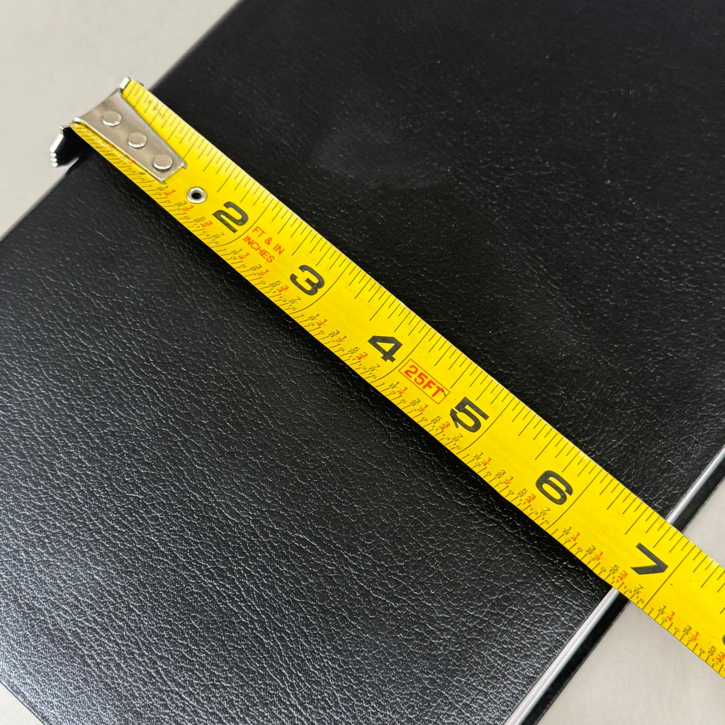 ZONDERVAN Niv Study Bible Comfort Print, Bonded Leather Black, New International
