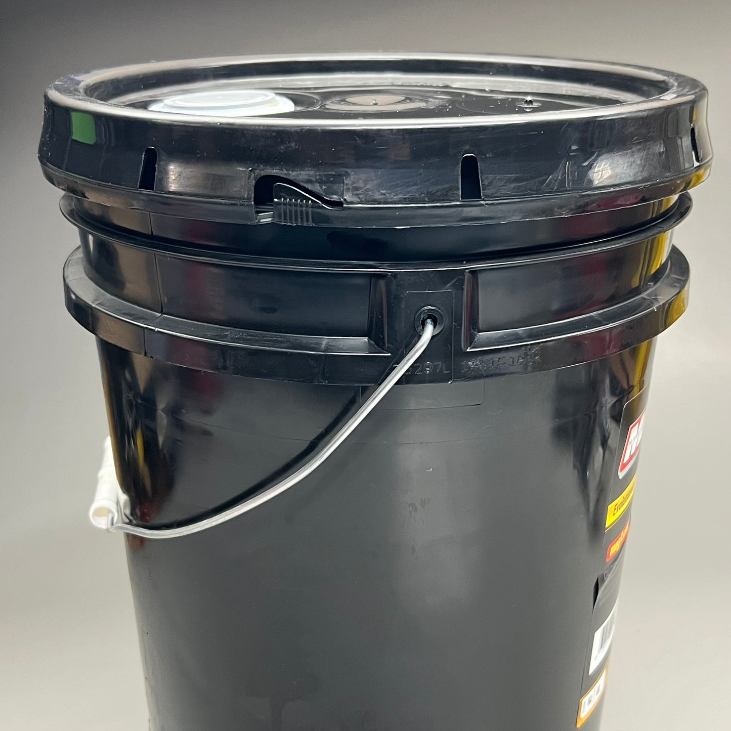 MAG 1 AW ISO 46 Hydraulic Oil 5 Gallon Bucket