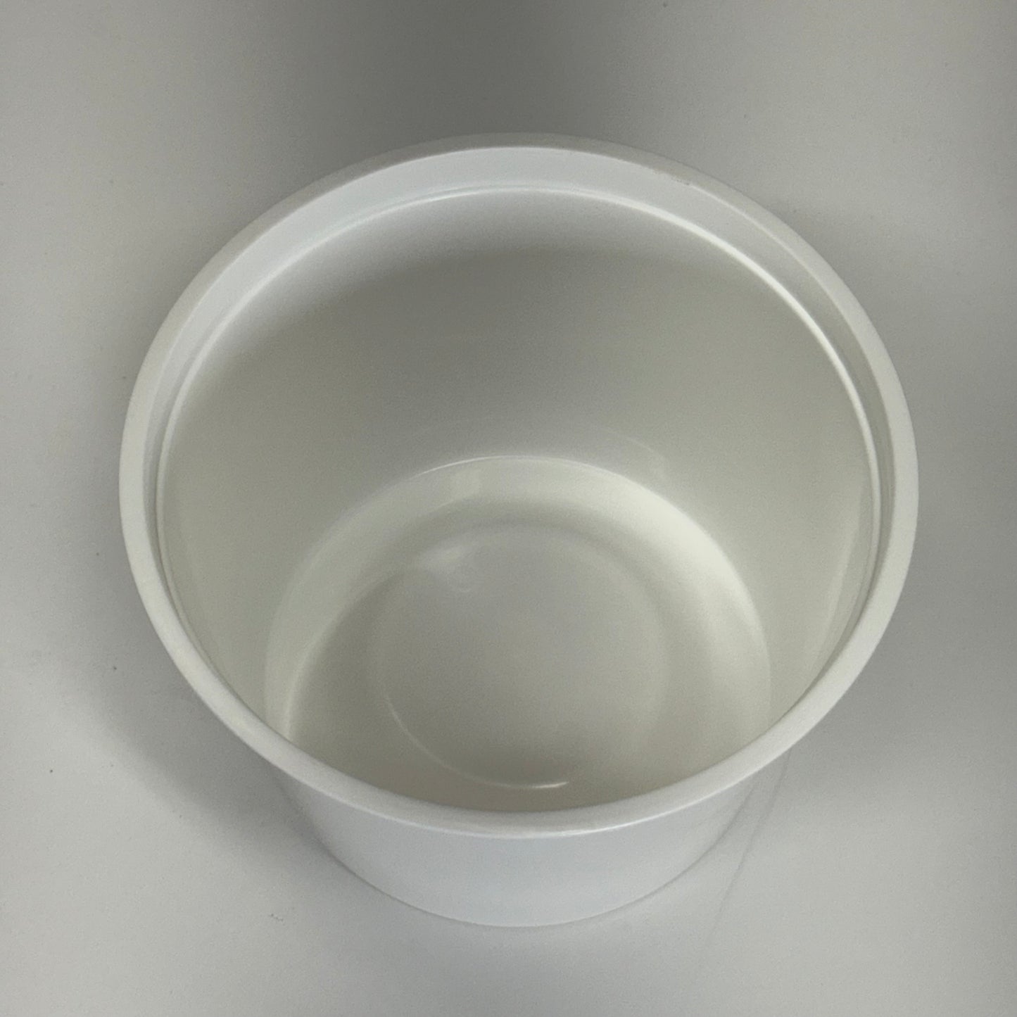 ANDMORE (240 PACK) 64 oz Round Ice Bucket - White BKT-RND-WHT