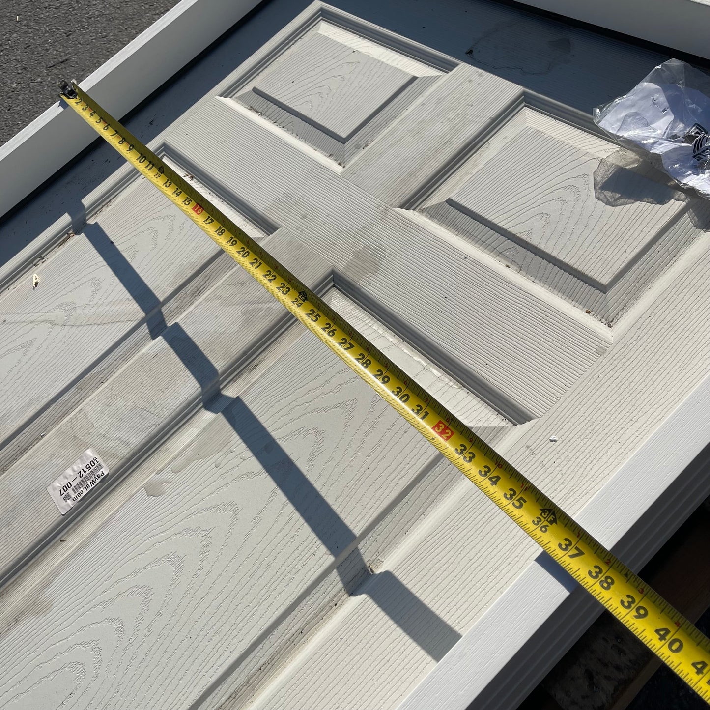 ZA@ Pallet of STEVES Exterior Door 82”x37” White (AS-IS)