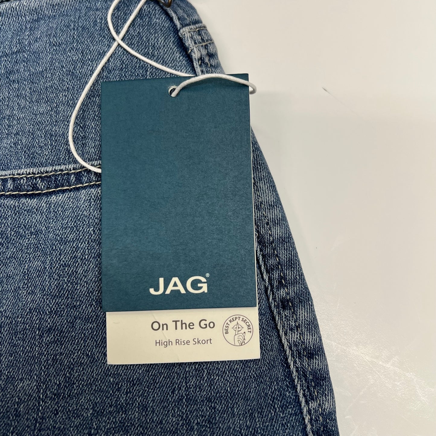 JAG On the Go High Rise Skort Pull-on Women's Sz 14  Silver Lake J3101CSA220