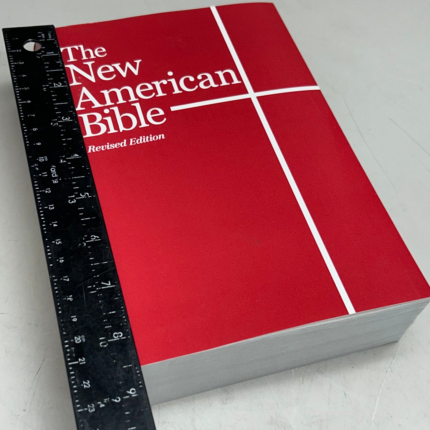 WORLD BIBLE PUBLISHING The New American Bible Revised Edition  1394 Pages Red