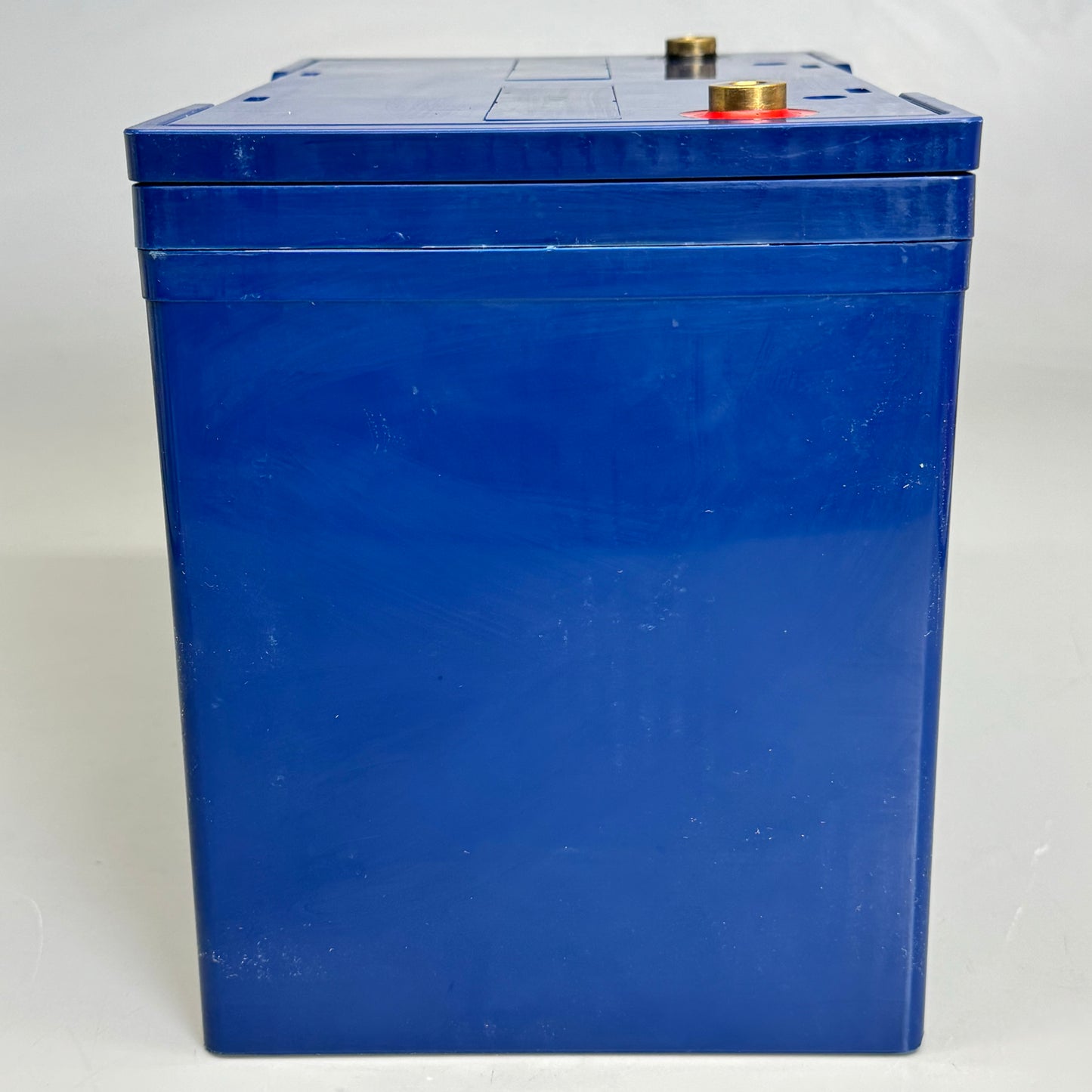 WESTINGHOUSE Battery WHB75AH Size 10”Lx6.5”Wx8”H Blue Used