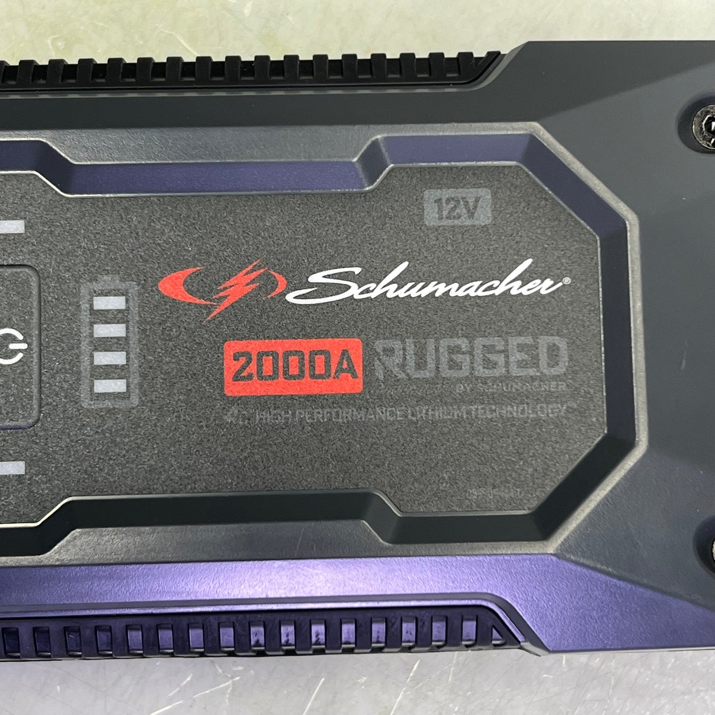 SCHUMACHER  Peak Amps Rugged Lithium Jump Starter & Power Bank for 10.0L Gas & 8.0L Diesel Engines SL1651