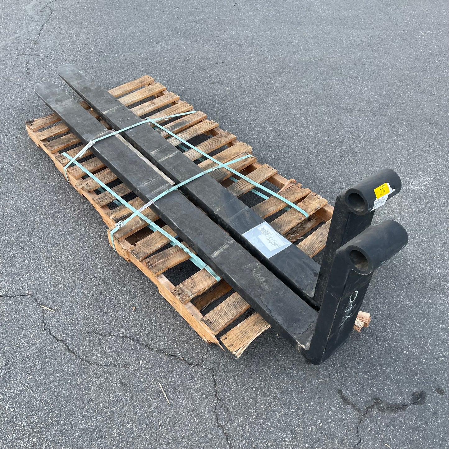 Z@ UNBRANDED Heavy-duty Forklift Forks 96”x6”x2.5”