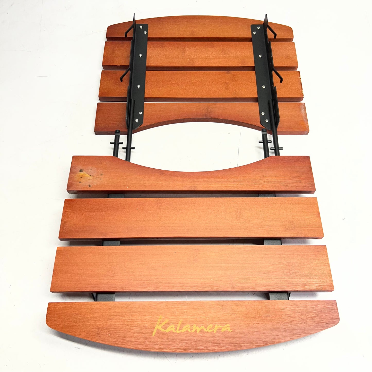 ZA@ Pallet of KALAMERA Ceramic Grill Sz 24" Kamado (AS-IS, Missing Lid)