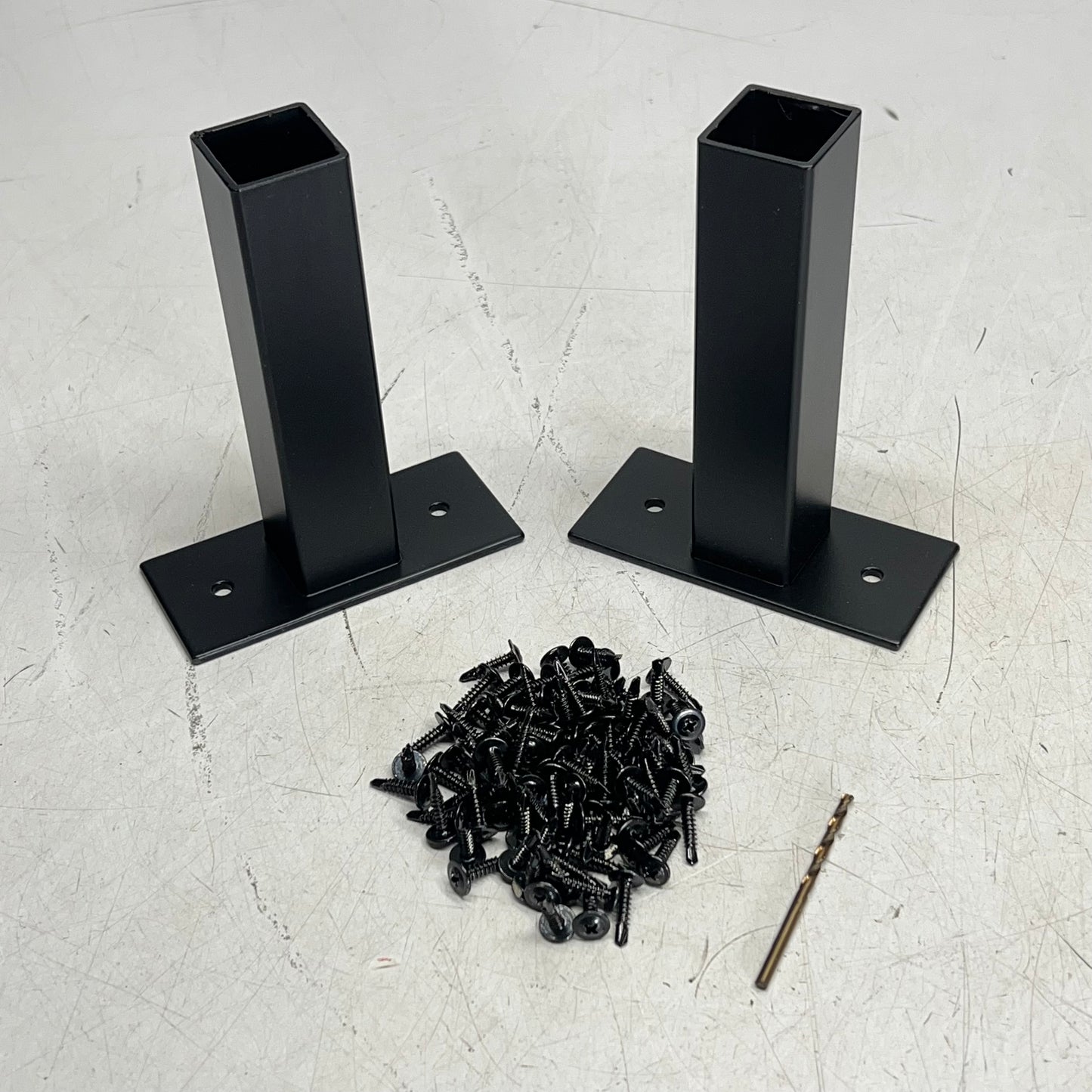 ZA@ VINTAGE VEIW (SET OF 2) Vino Post Systems Mounting Bases & Hardware Blk U-FCP-MB