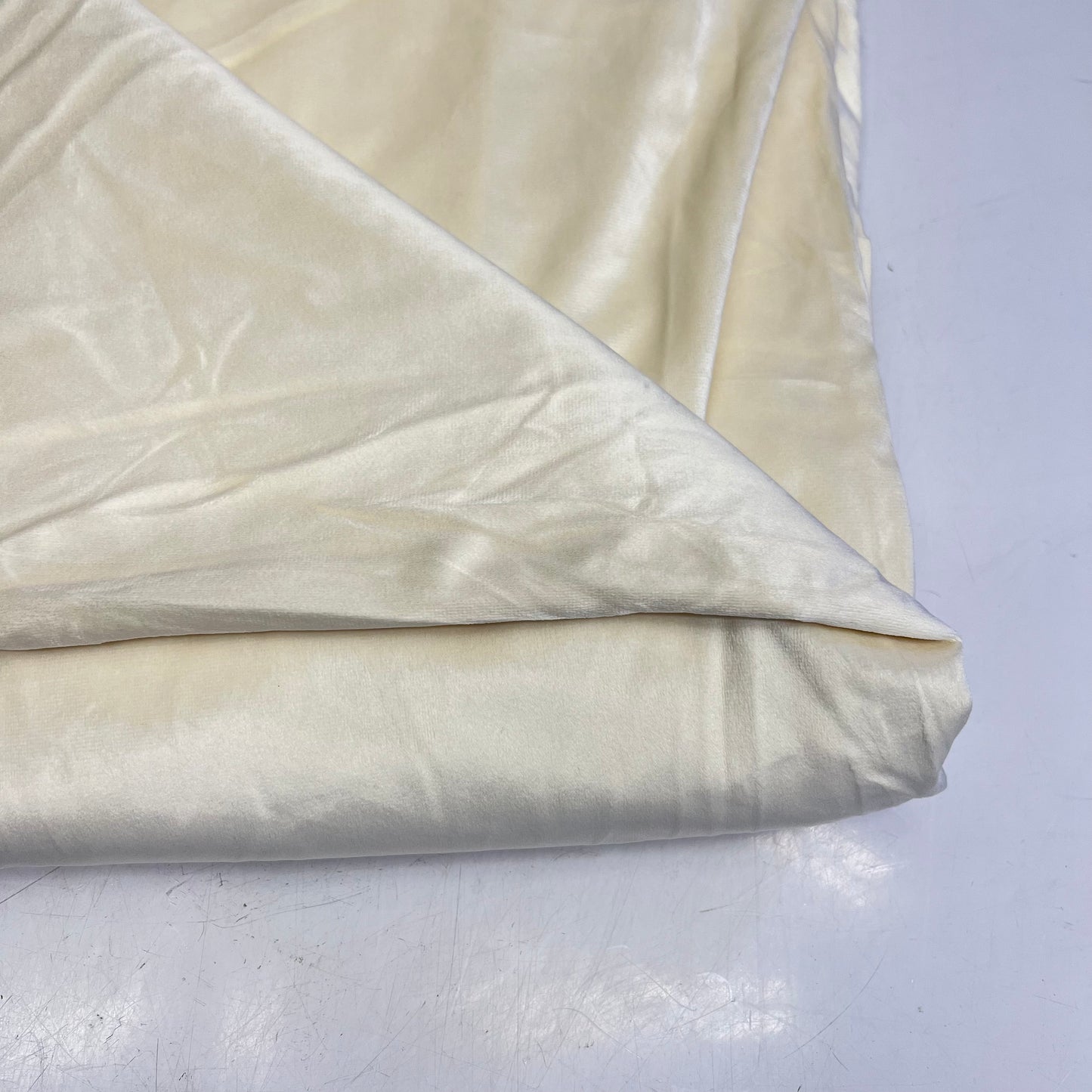 TRIBECA LIVING Venice Velvet 3 Piece Duvet Set 100% Polyester Queen White