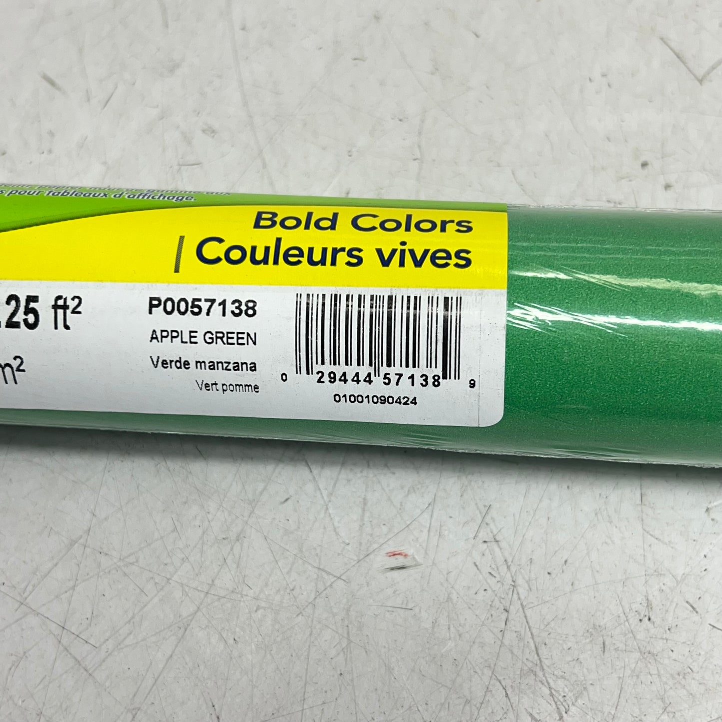 FADELESS  Bulletin Board Paper Classroom Decor 47.25" x 12' Apple Green P0057138