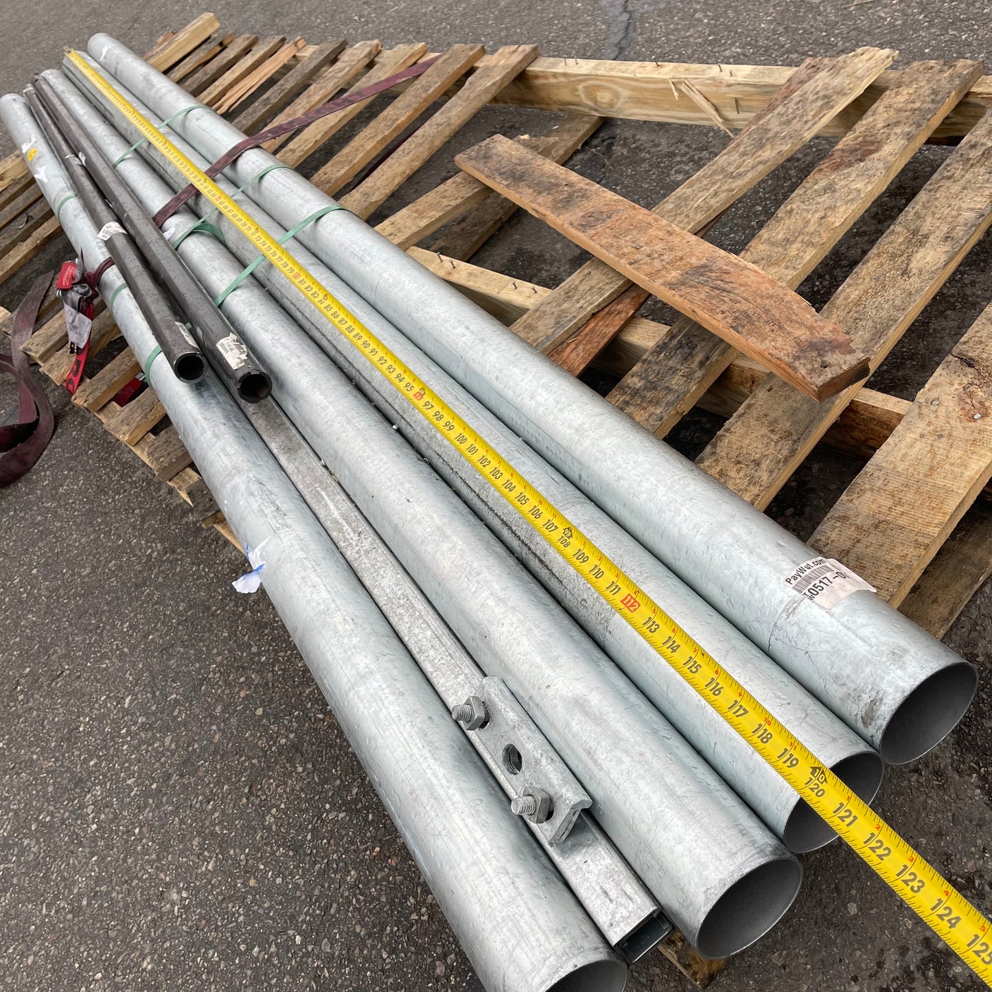ZA@ Pallet of NUCOR Electrical Metallic Tubing 120” x 3.5” (AS-IS)