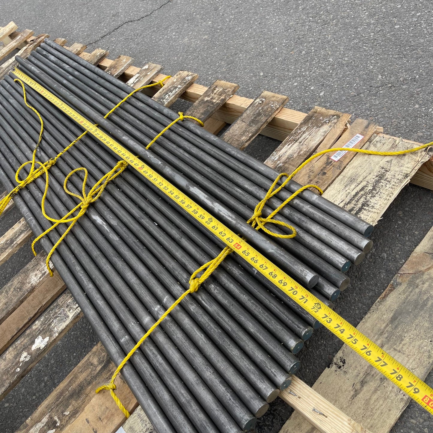 ZA@ Pallet of MIXED Steel Rods (AS-IS)