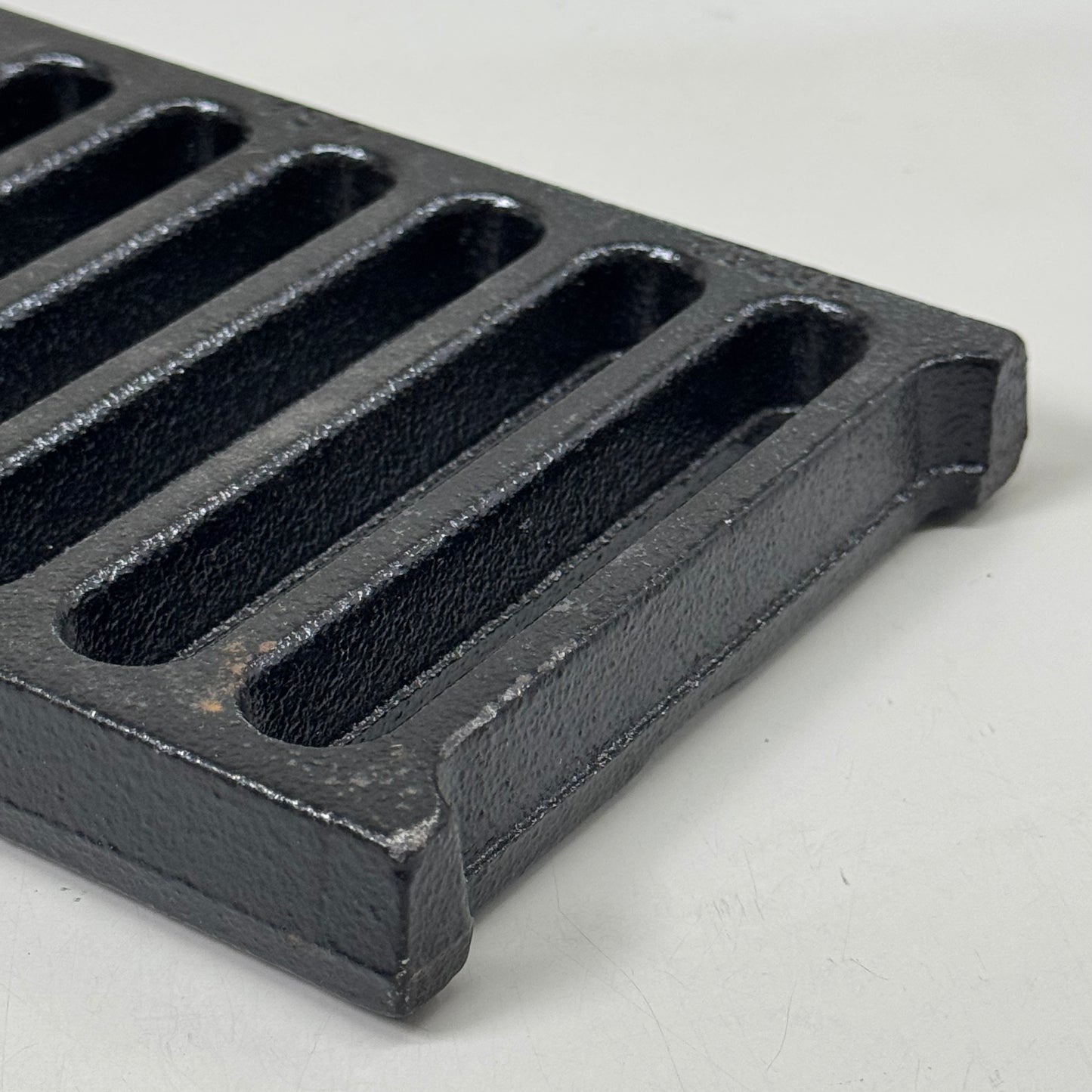 ZA@ UNBRANDED Slotted Drop-In Cast Iron Floor Drain Grate Rectangle 20" L Black