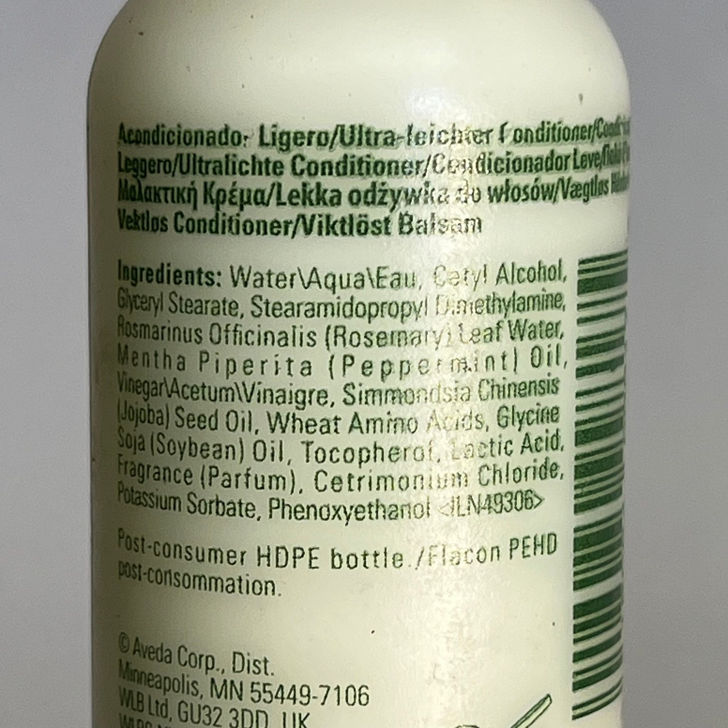 AVEDA (3 PACK) ROSEMARY MINT Weightless Conditioner Conditioner 1.7 Fl Oz White