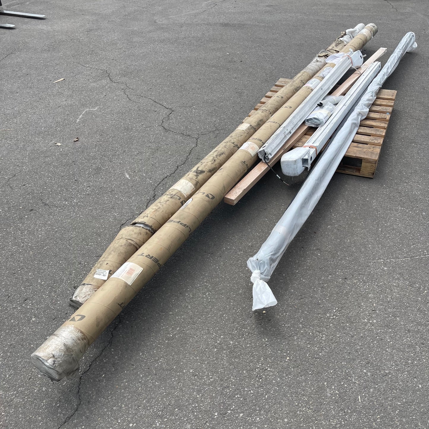 ZA@ Pallet of MIXED Awning Parts & Wood Board (AS-IS)
