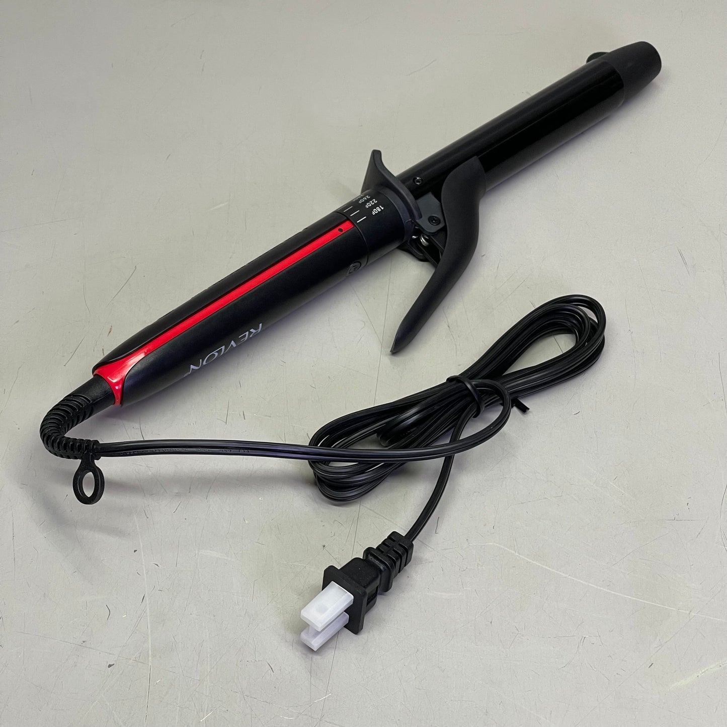 REVLON Coconut Smoothstay Oil-Infused Curling Iron Shiny, Smooth Curls 1" Black RVIR1190