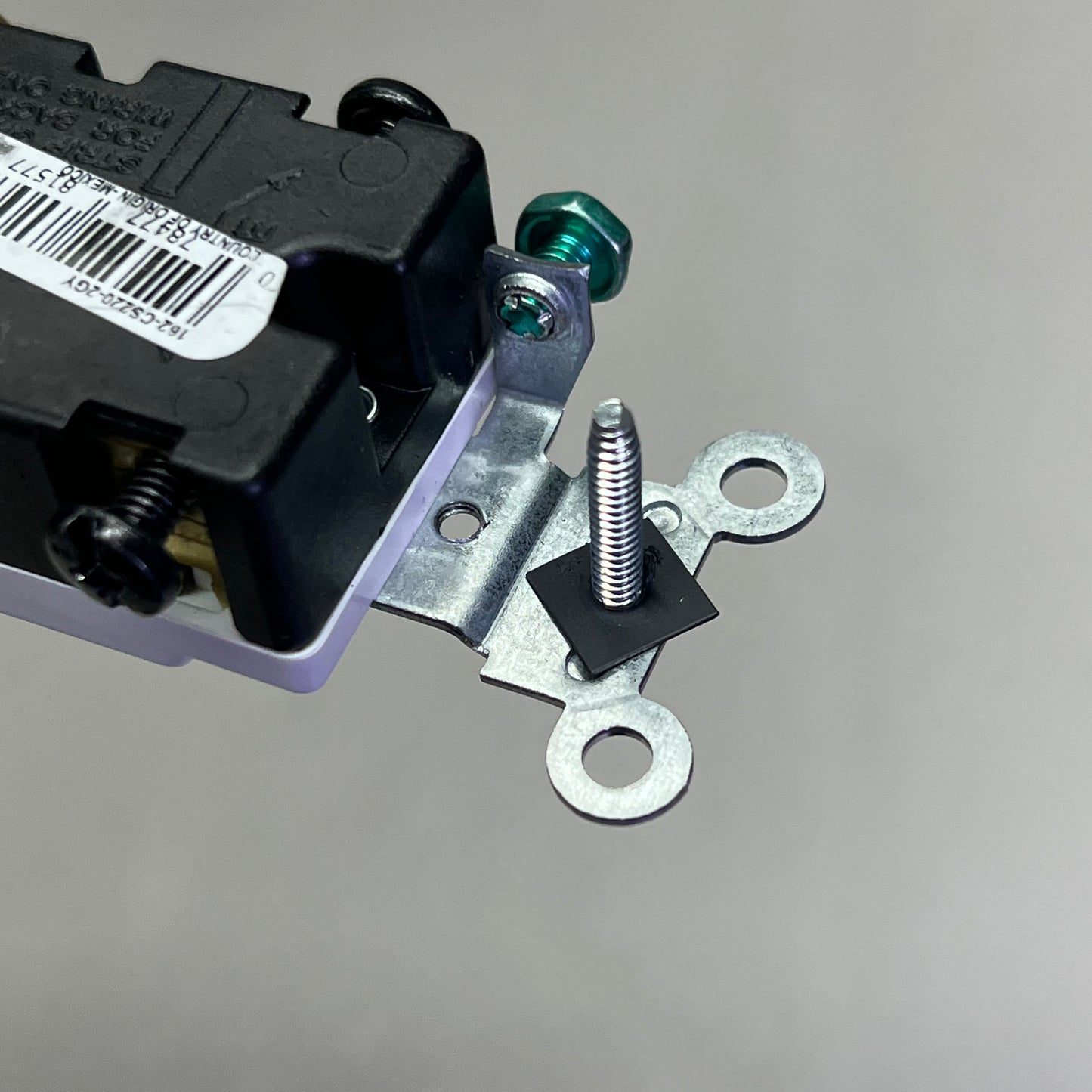 LEVITON (2 PACK) Toggle Switch Double Pole 20 Amp White/Silver CS220-2GY