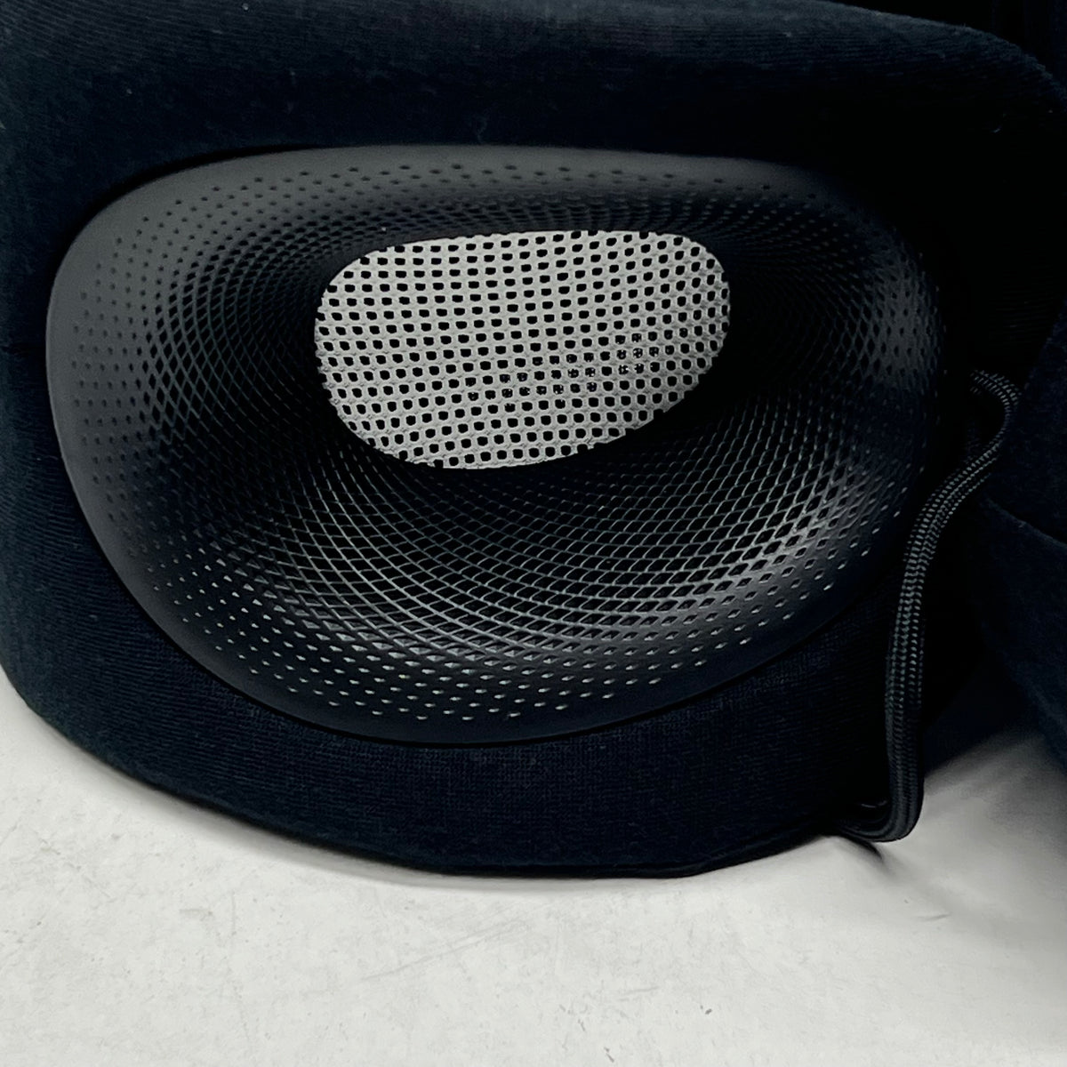 CABEAU Evolution X Deluxe Comfort Memory Foam Travel Pillow Black EVOX6458