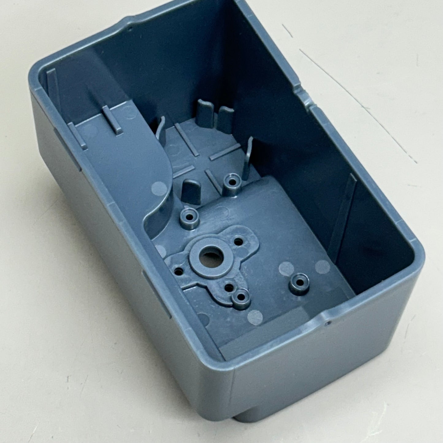 ZA@ Pallet of (Apprx 770+) AQUASENSE Outdoor Smart Valve Enclosure (Only) Replacement Part Grey & Grey Blue