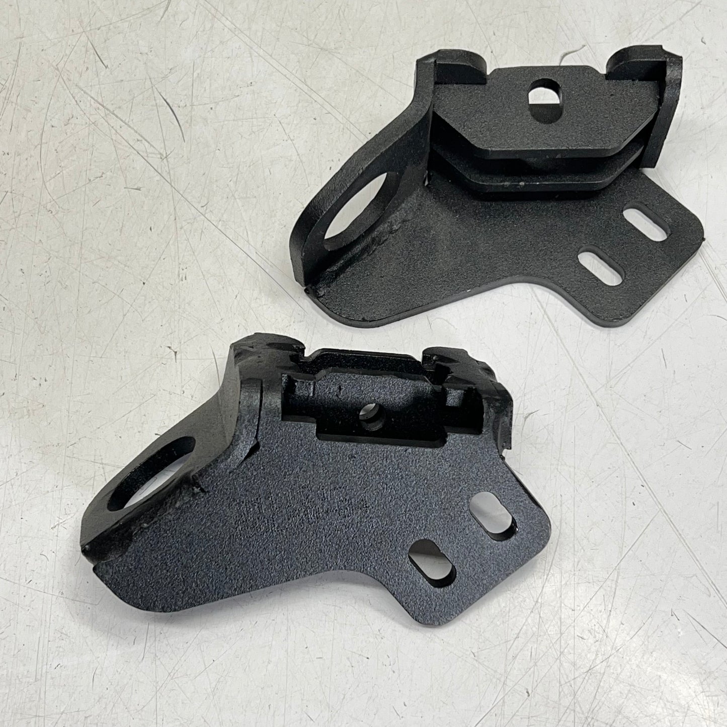 LEGEND Bed Boss Lite For Gmc Sierra/Silverado (Hardware/Brackets) GM1121-|EMU1-L
