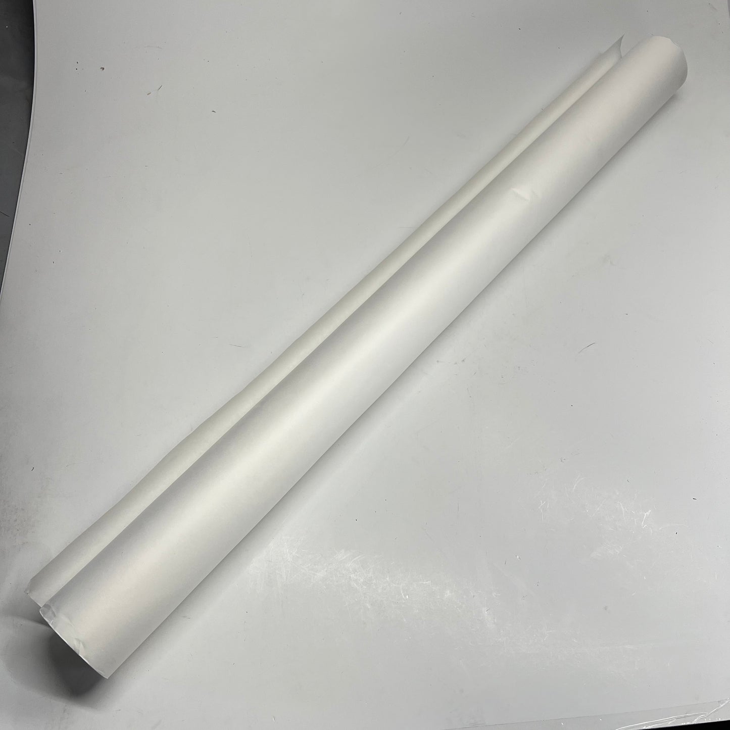ART KRAFT Duo-finish Paper Rolls Heavy Weight  48"x200' White P0067004