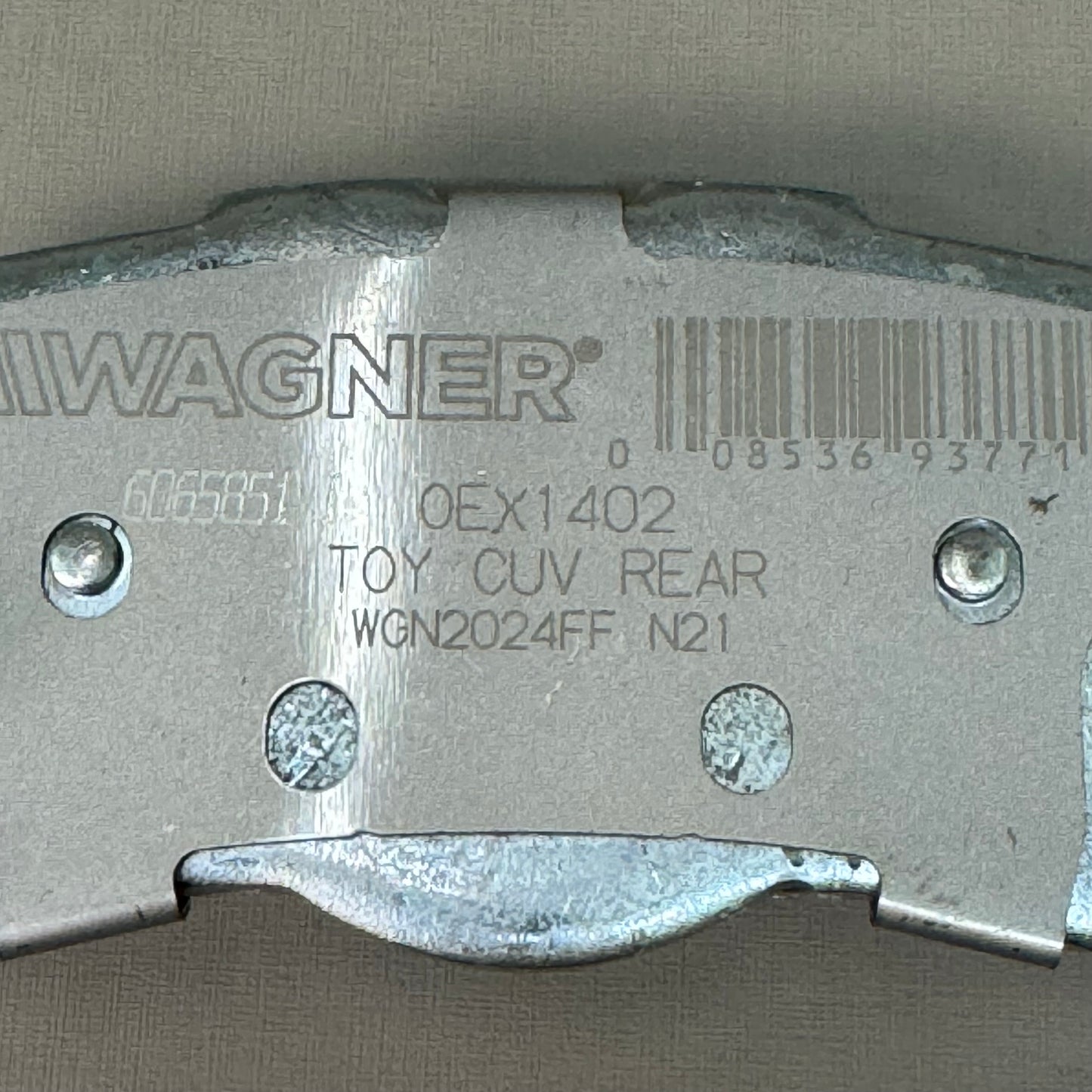 WAGNER OEx Ceramic Disc Brake Pad Set 4 1/2" x 2" Grey OEX1402