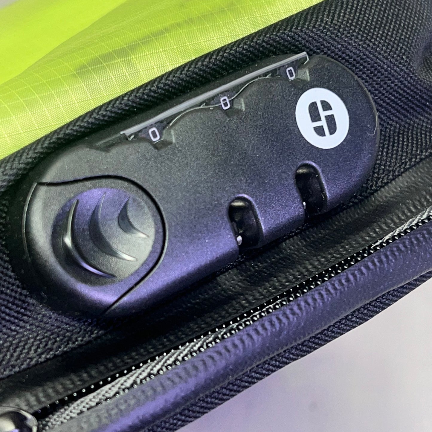 STASH LOGIX Durango Combo Lock Smell Proof Fanny Pack  9" Bag 50" Sling Black