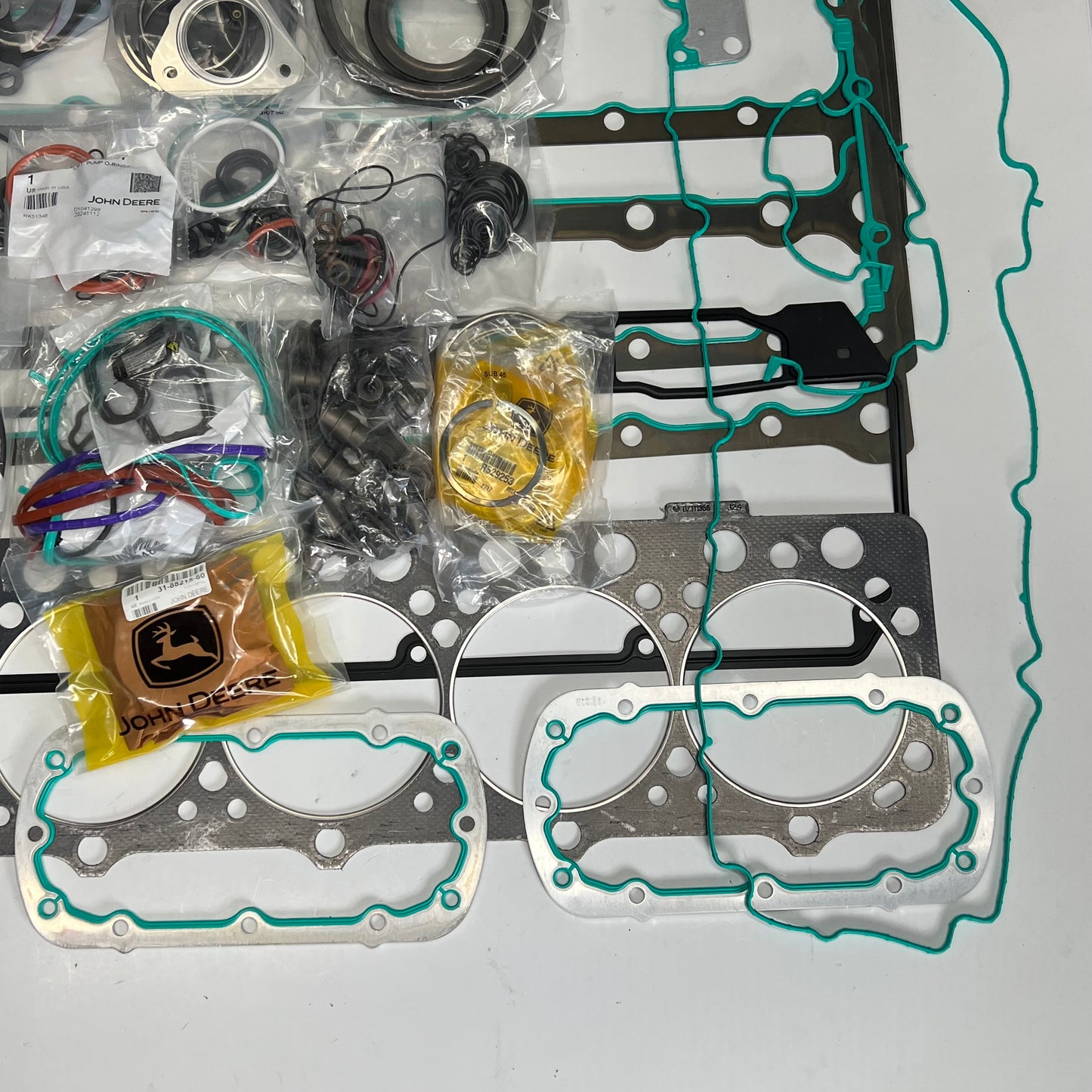 JOHN DEERE Genuine OEM Engine Gasket Kit For 9.0 Diesel DZ113616
