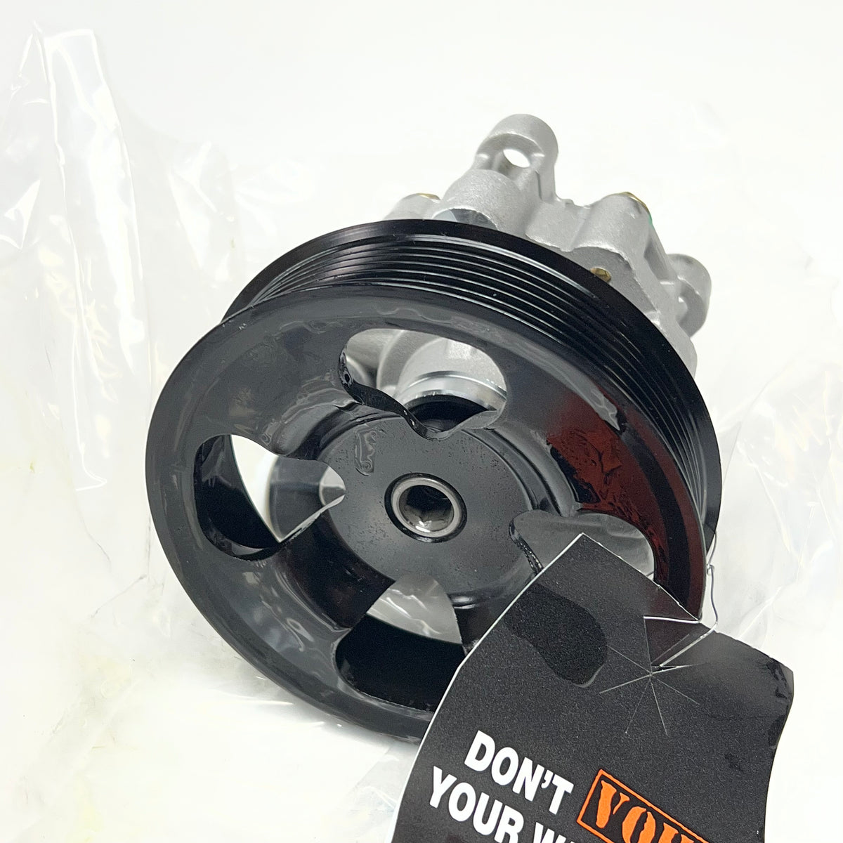 NEW ADVANTAGE  Power Steering Pump for Lexus & Toyota Black/Silver N990-0950