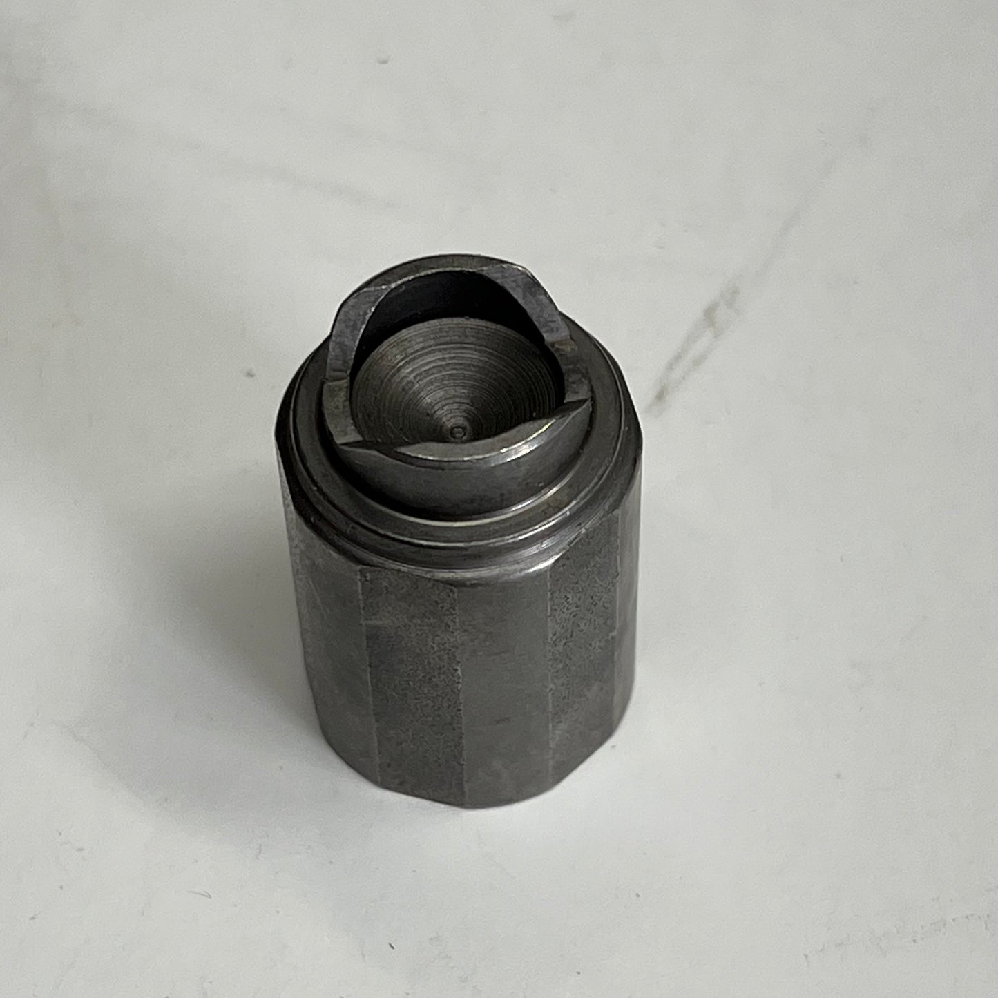 JOHN DEERE Genuine Oem Pressure Relief Valve For Safe Hydraulic  R504628