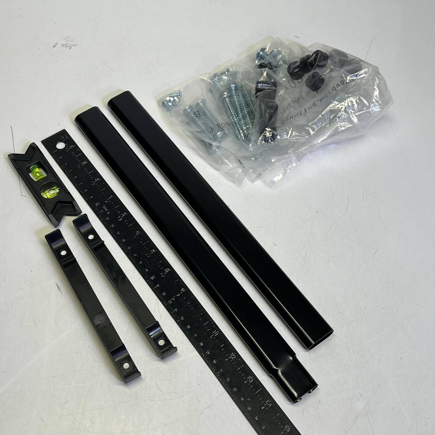 USX-MOUNT Full-motion Tv Wall Mount Fits 16" Wood Stud 37-86 inch Black XML019