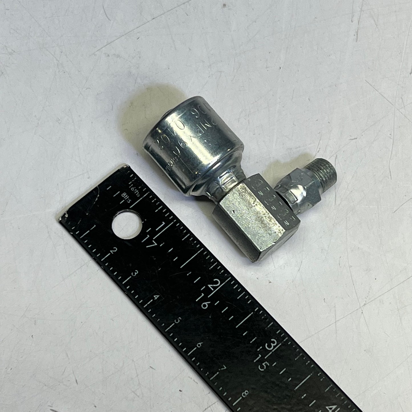 GATES Male Pipe Swivel Megacrimp Coupling  1/4" x 1.75" 90° Block G25106-0402