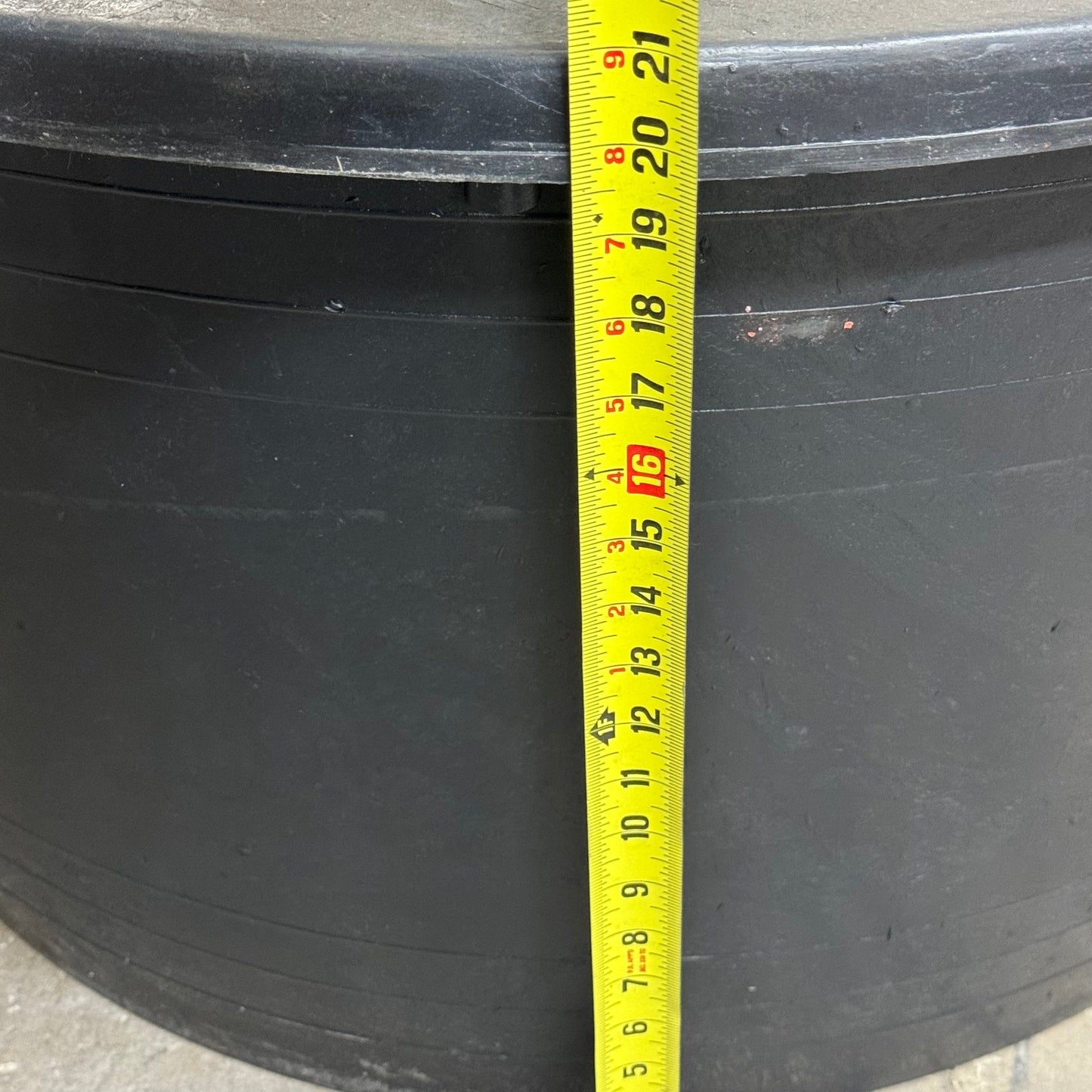 FORTEXFORTIFLEX (110 GALLONS) Heavy Duty Farm Stock Tank Oval Black W